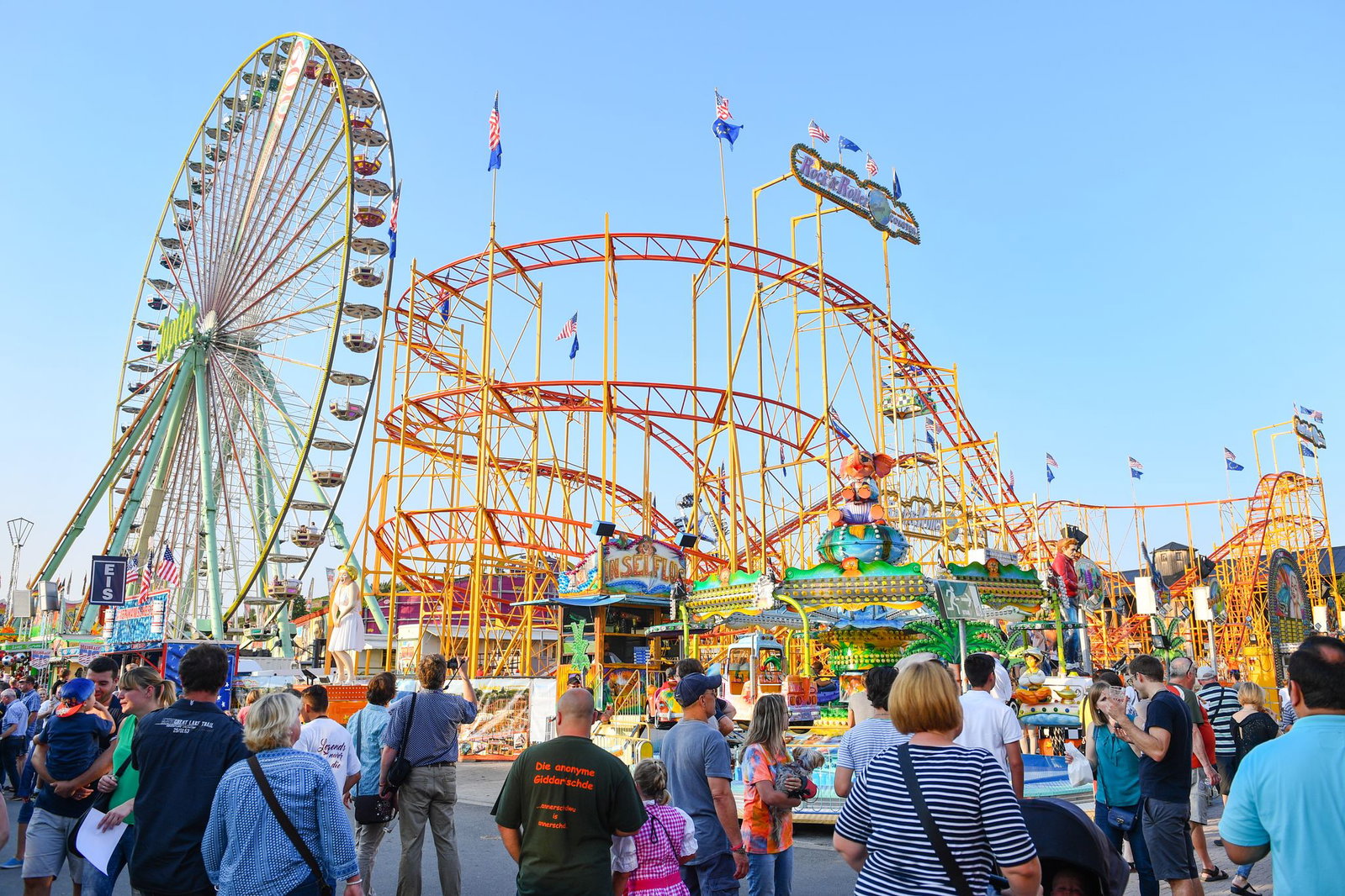 Das Spektakel mit jährlich mehr als 600.000 Besucherinnen und Besuchern gilt als größtes Weinfest der Welt. (Archivbild)
