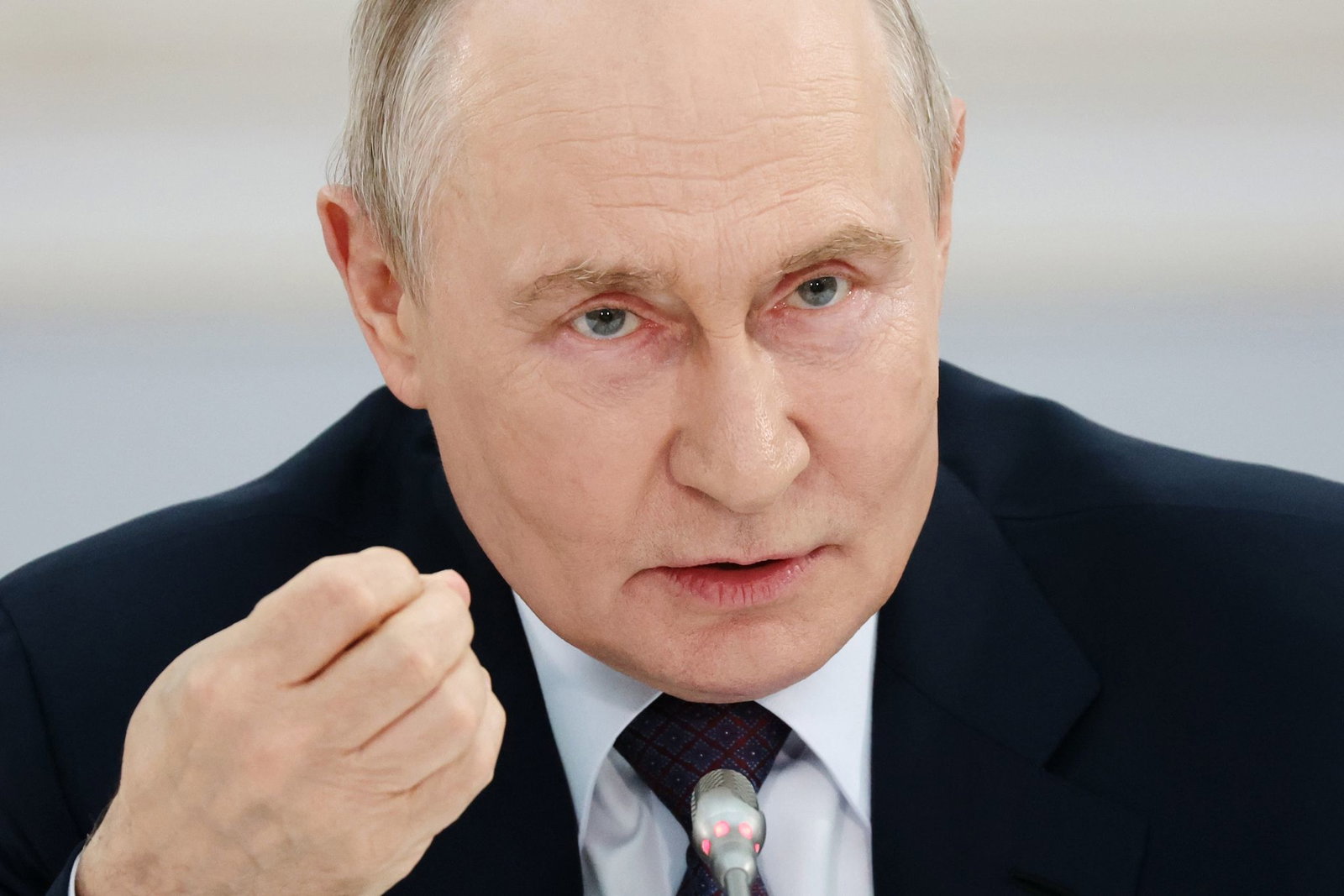 Kremlchef Putin wirft der Bundesregierung Beweisfälschung vor. (Archivbild)