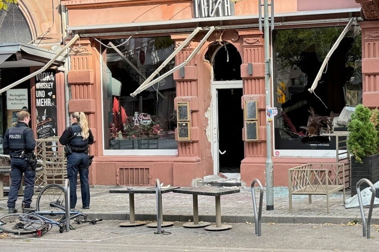 Großen Schaden richtete die Explosion an der Zeil in Frankfurt an.