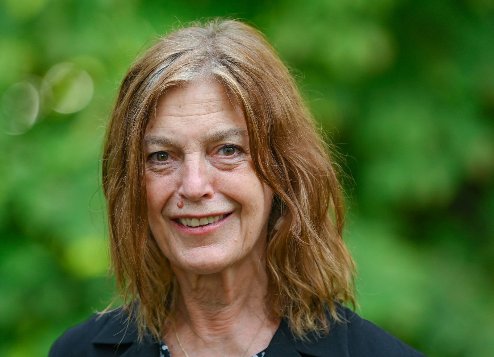Angela Winkler brilliert in der Rolle von Frau Winkler, die mit der Künstlichen Intelligenz in ihrem Alltag zurecht kommen muss. (Archivbild)