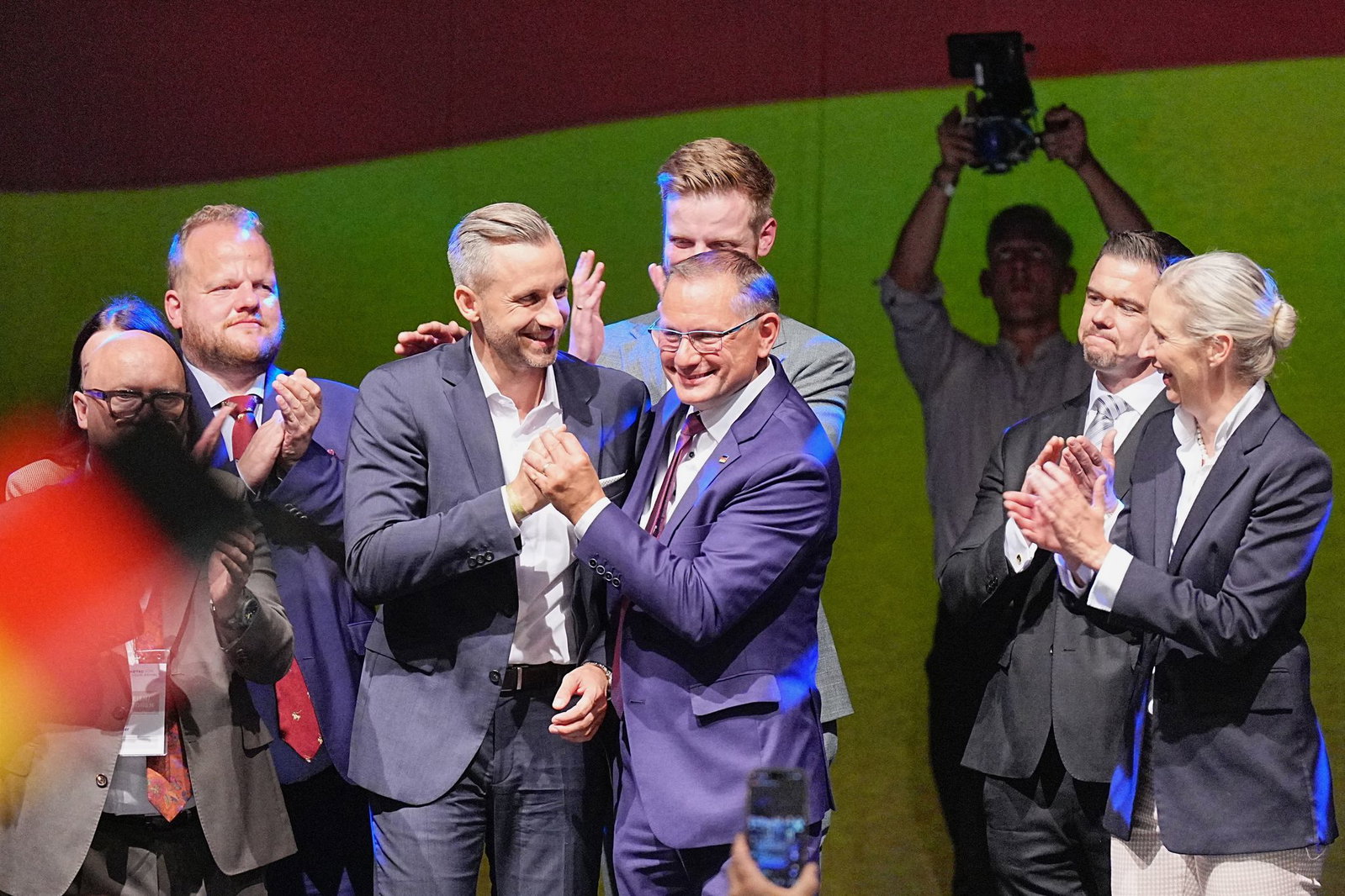 Die AfD-Bundesspitze gratuliert Siegmund.