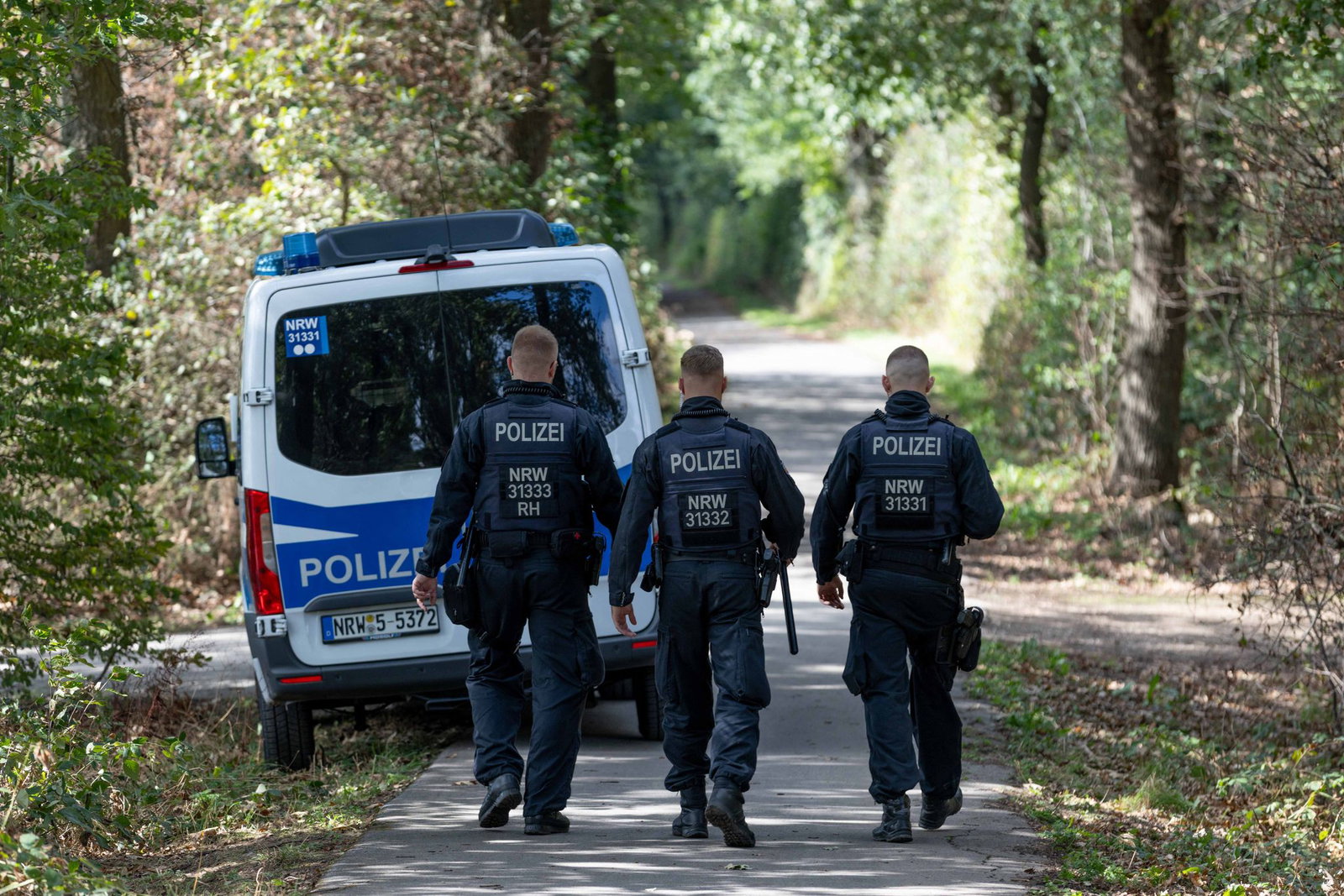 Die Polizei geht Hinweisen aus der Bevölkerung nach.