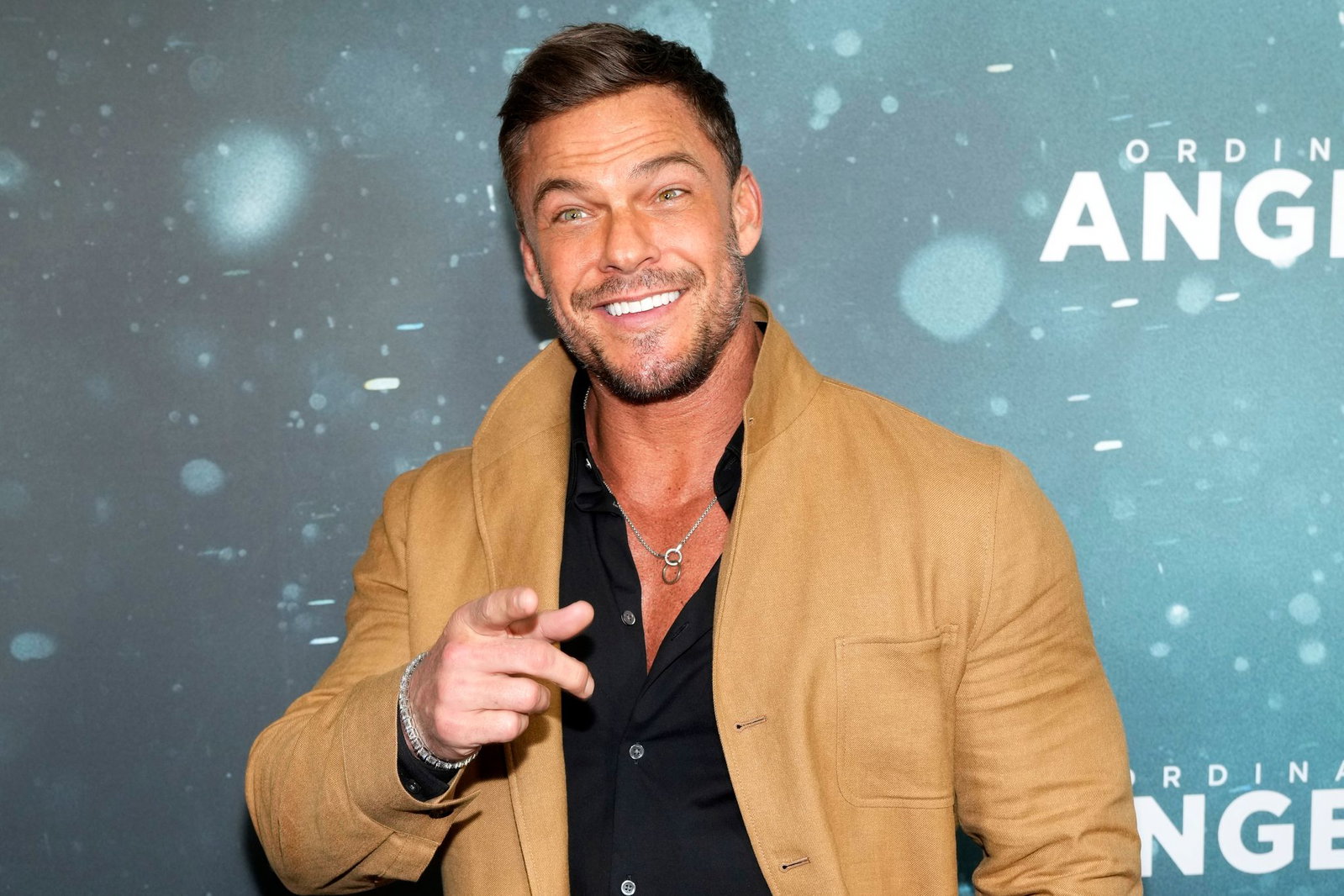 Alan Ritchson spielt die Hauptrolle in der Serie «Reacher». (Archivbild)