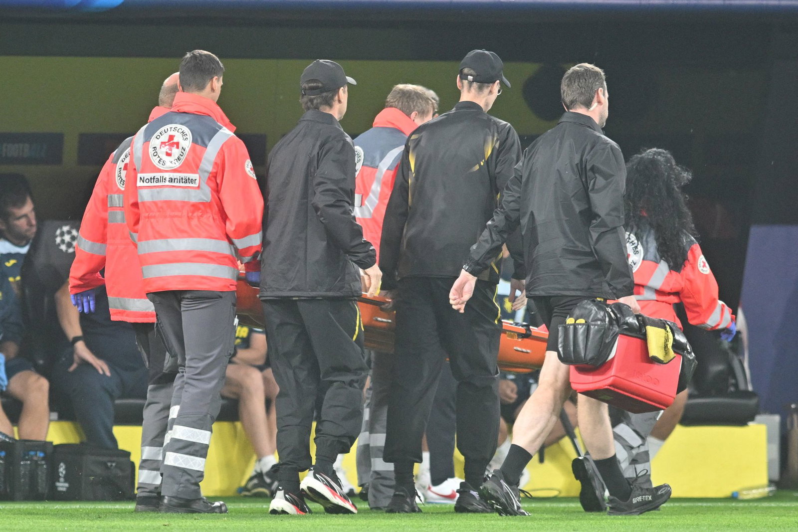 Konstantinos Karetsas wurde zu weiteren Untersuchungen ins Krankenhaus gebracht.