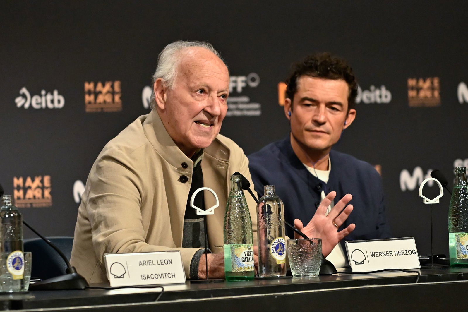 Auf einer Pressekonferenz warnte Herzog die junge Generation vor einem von Algorithmen bestimmten Leben und vor den möglichen Folgen der Künstlichen Intelligenz (KI).