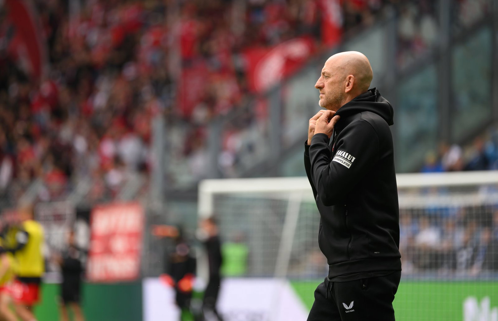 Will mit einem Erfolgserlebnis in die Länderspielpause: FCK-Trainer Torsten Lieberknecht. (Archivbild)