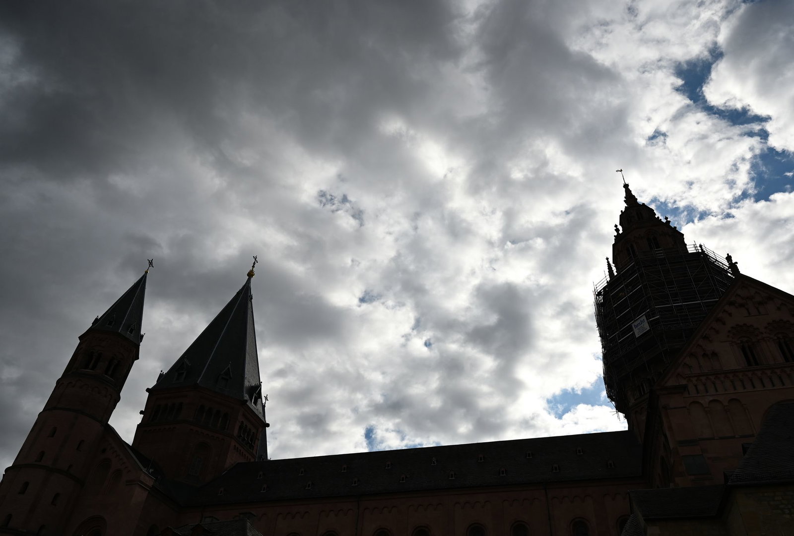 Zwischen Wolken und heiterem Wetter: Das sagt die Vorhersage des DWD für Rheinland-Pfalz und das Saarland. (Archivbild) 