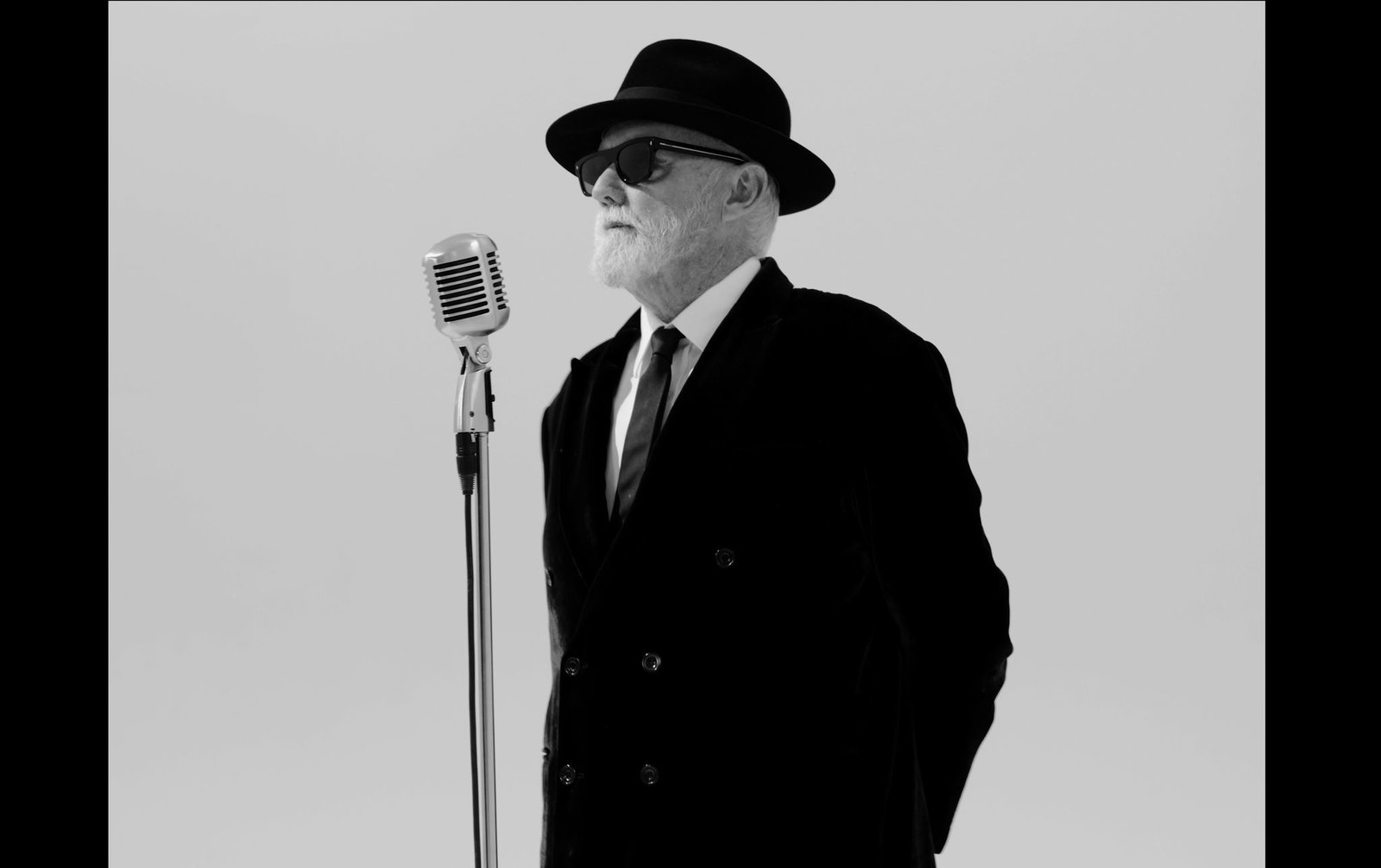 Queen-Schlagzeuger Roger Taylor veröffentlicht ein neues Soloalbum.