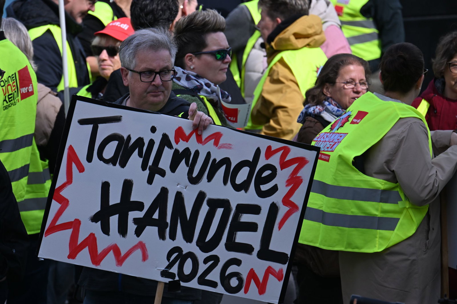 Der erste Abschluss dieser Tarifrunde war in Nordrhein-Westfalen erzielt worden. Die wesentlichen Eckpunkte wurden für Rheinland-Pfalz übernommen. (Archivbild)