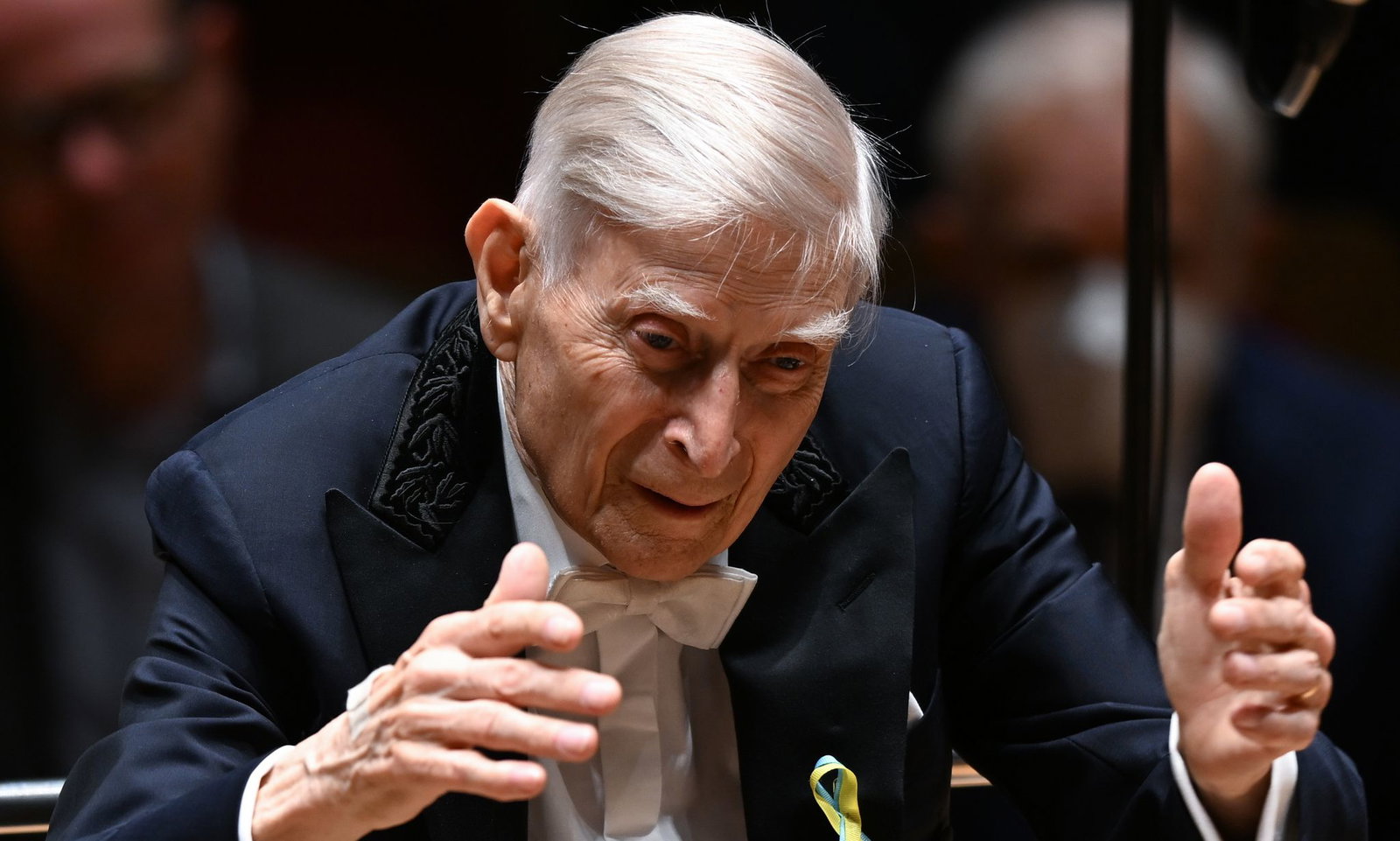 Dirigent Herbert Blomstedt will seinen 100. Geburtstag nächstes Jahr in Leipzig feiern. (Archivbild)