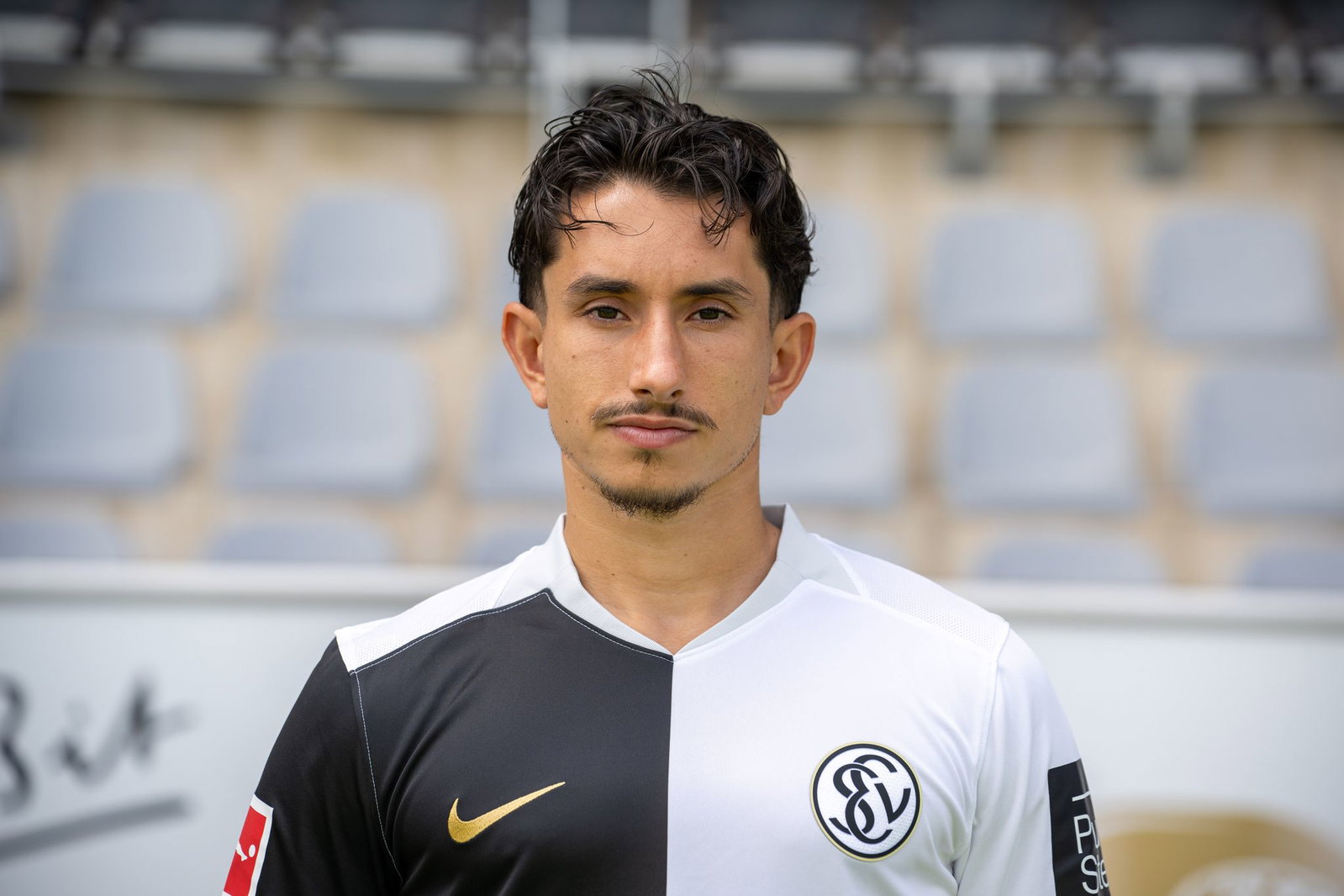Jason Ceka wechselt auf Leihbasis von der SV Elversberg in die Niederlande. (Archivbild)