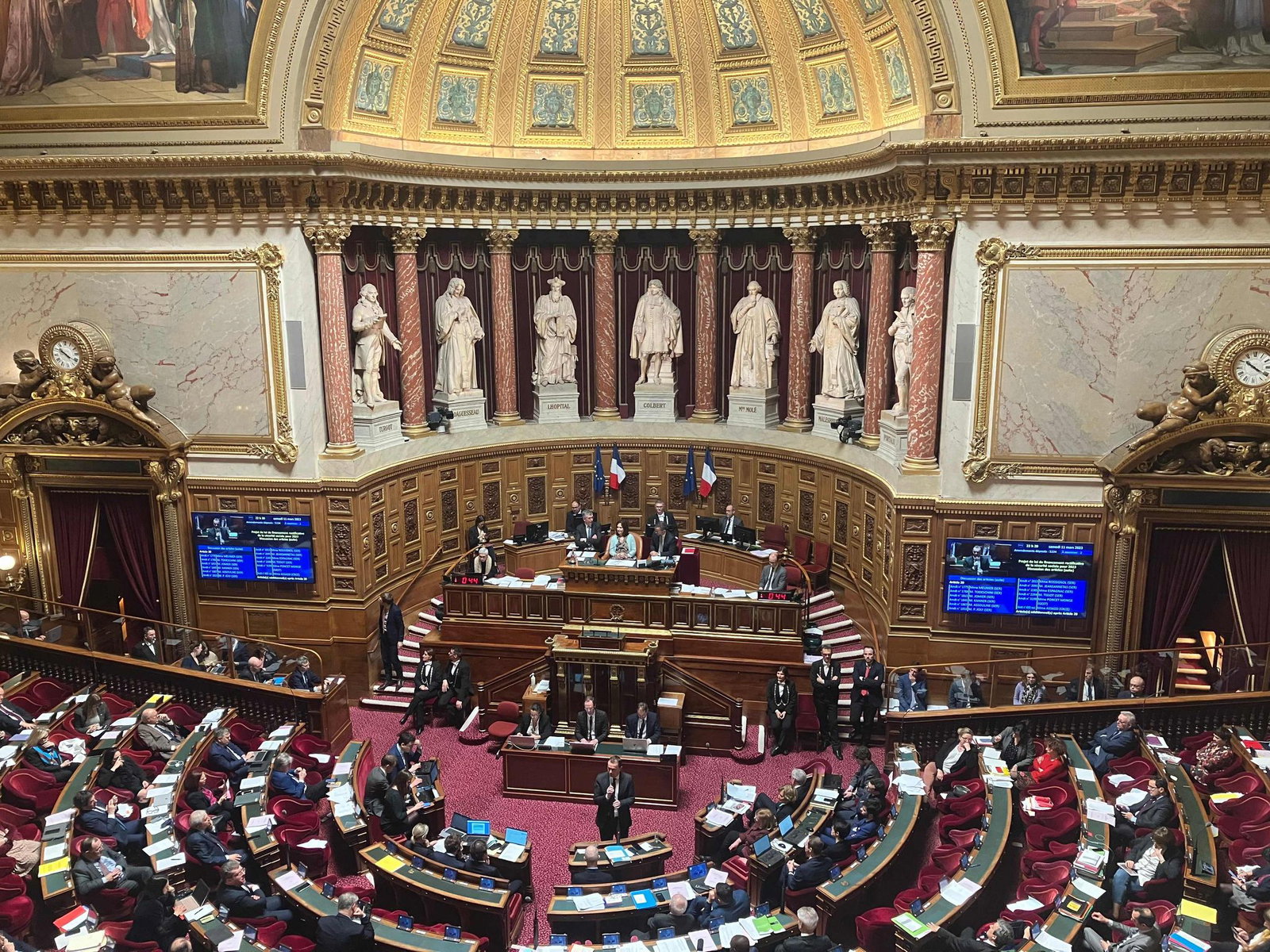 Le Pens Rechtsnationale bekommen mehr Einfluss im Pariser Senat. (Archivbild)