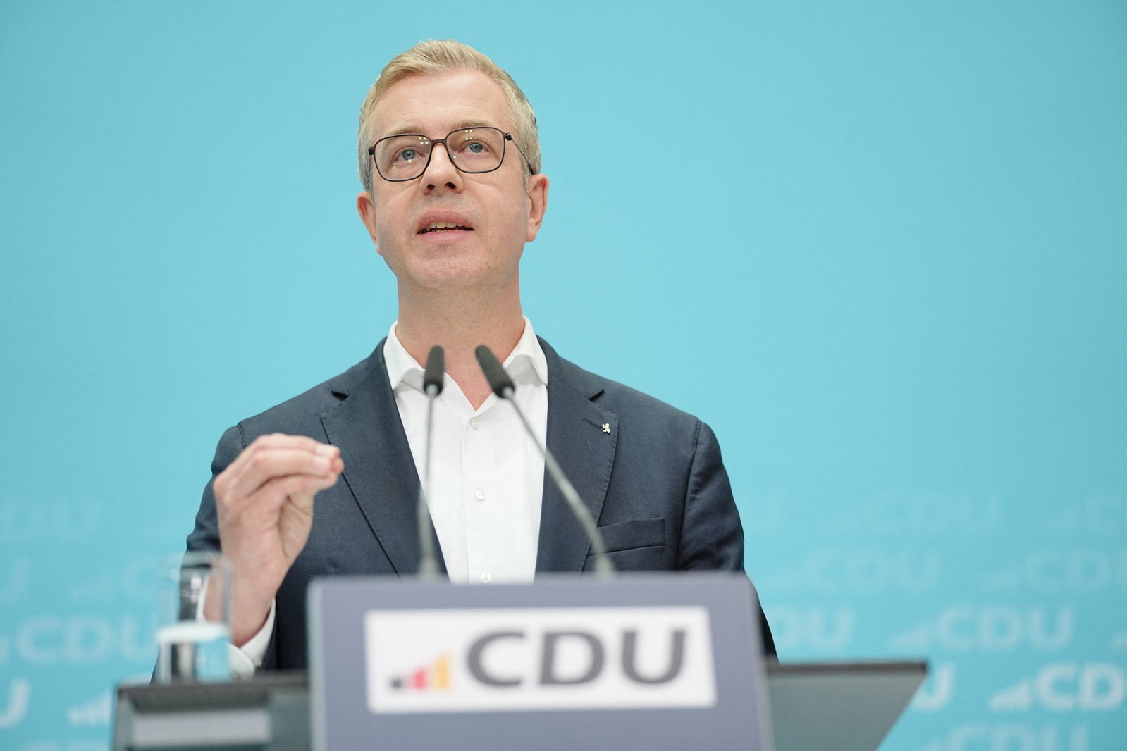 CDU-Spitzenkandidat Stefan Evers kann sich nach der Berlin-Wahl Gespräche mit den Parteien der Mitte vorstellen. 