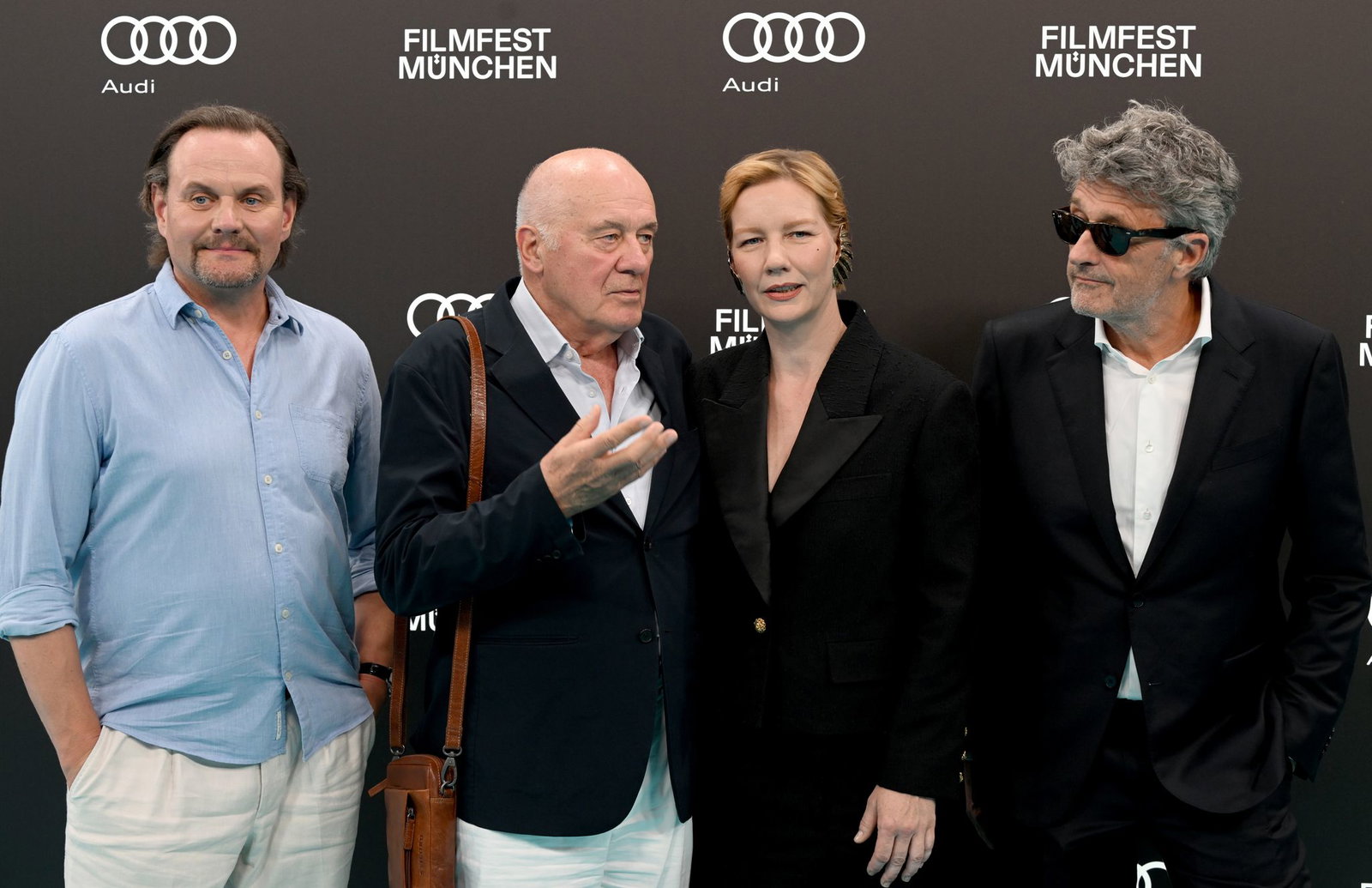 Devid Striesow (l-r), Hanns Zischler, Sandra Hüller und Regisseur Paweł Pawlikowski präsentierten «Vaterland» nicht nur in Cannes, sondern auch auf dem Filmfest München. (Archivbild)