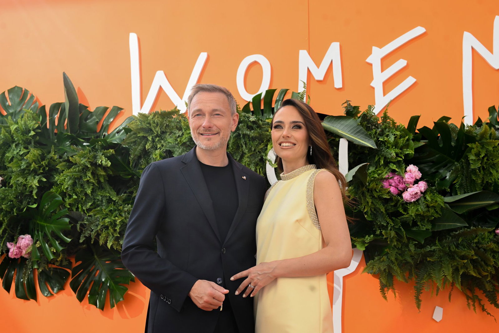 Franca Lehfeldt (mit Ehemann Christian Lindner) ärgerte sich über veraltete Rollenbilder und schrieb ein Sachbuch. (Archivbild)