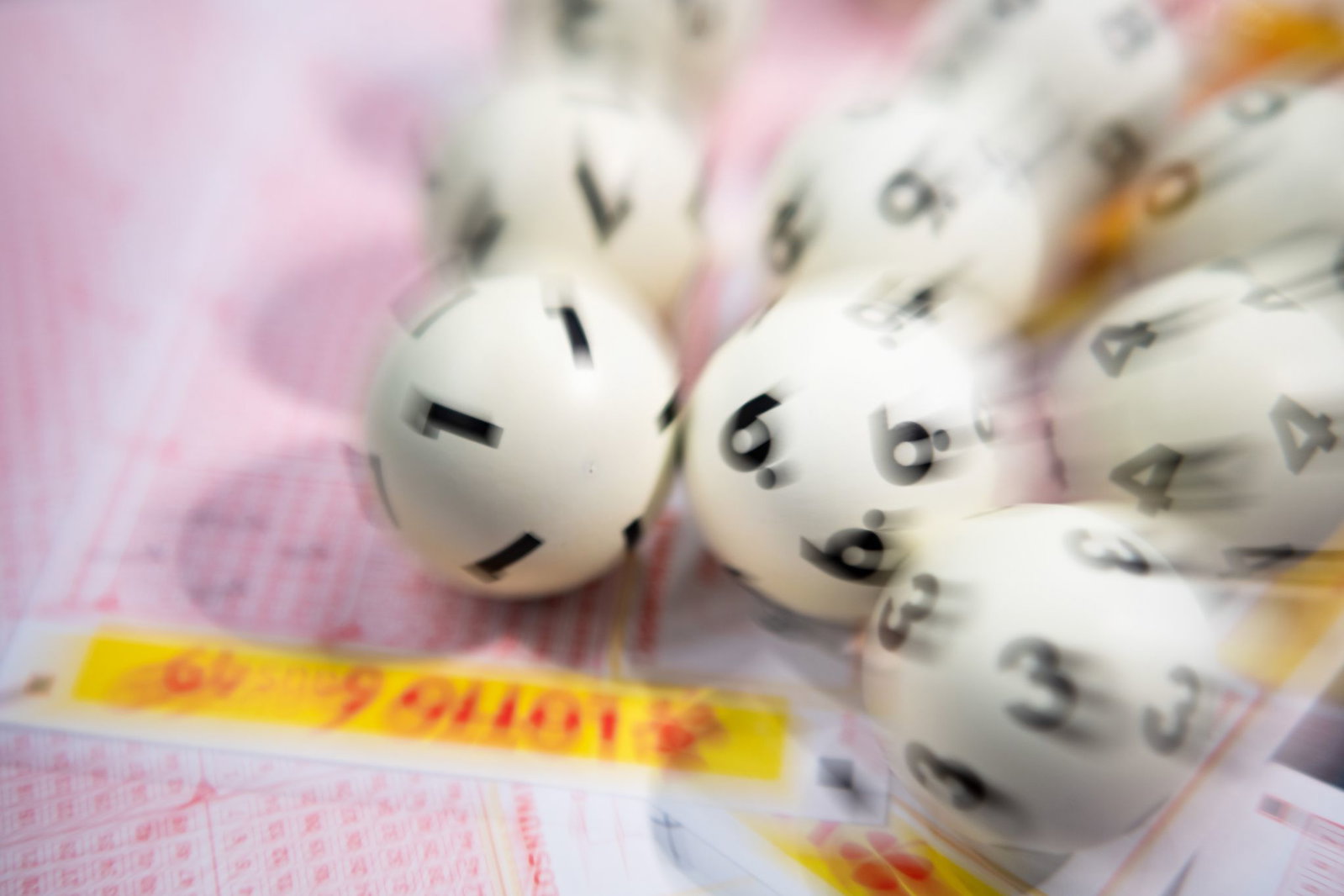 Mehr als eine Million Euro hat eine Person aus Baden-Württemberg im Lotto gewonnen - wenn sie den Gewinn mit Spielquittung einlöst. (Symbolbild)