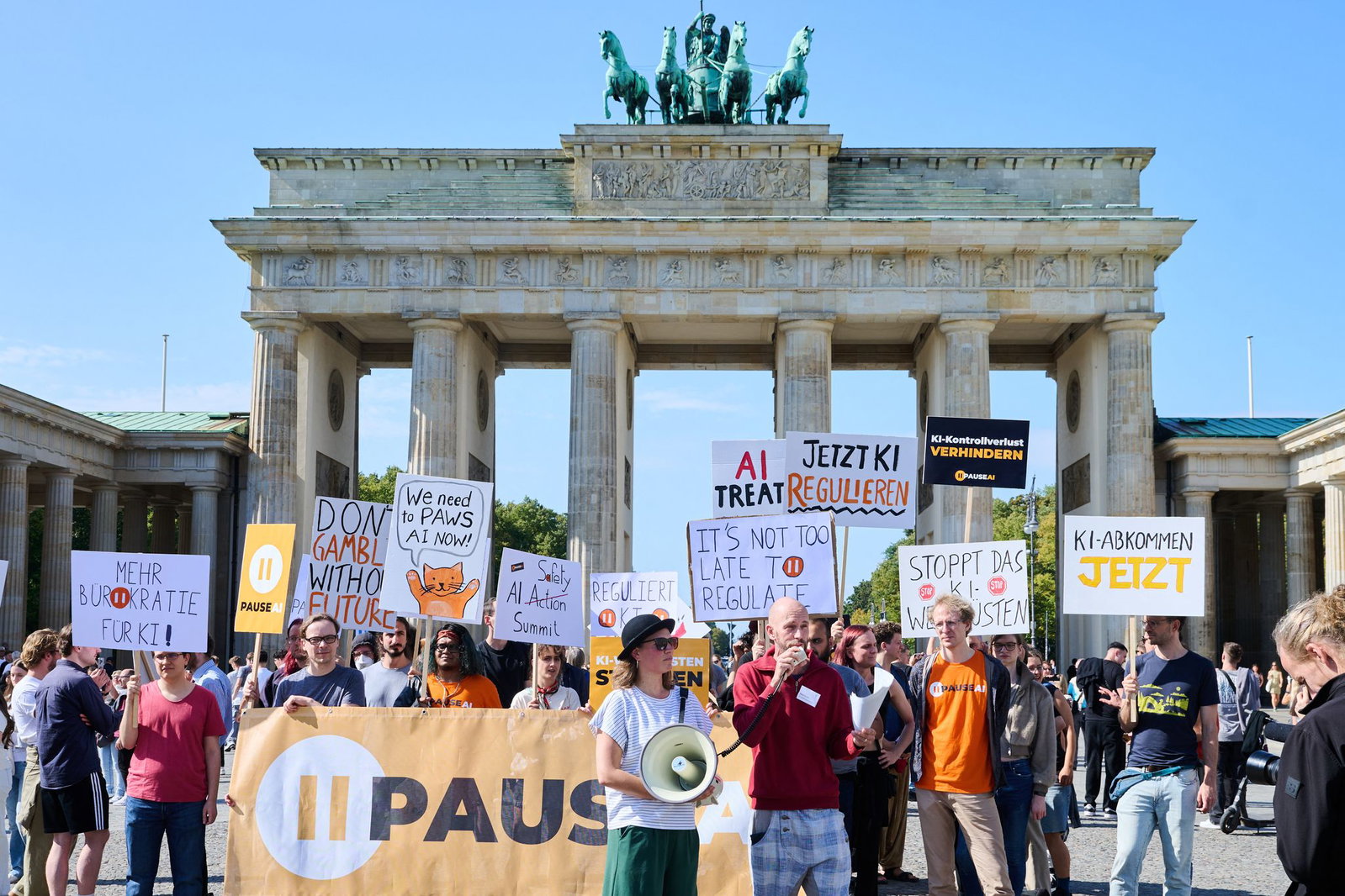 Geld vom Bund gibt es unter anderem für die Absicherung von Demonstrationen. 