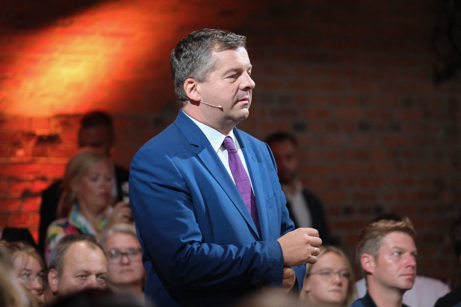 «Und ich finde es ganz spannend, dass jetzt hier aus Berlin wieder Einzelne mir irgendwo Ratschläge geben, was ich nicht machen darf», sagt Sven Schulze (CDU).