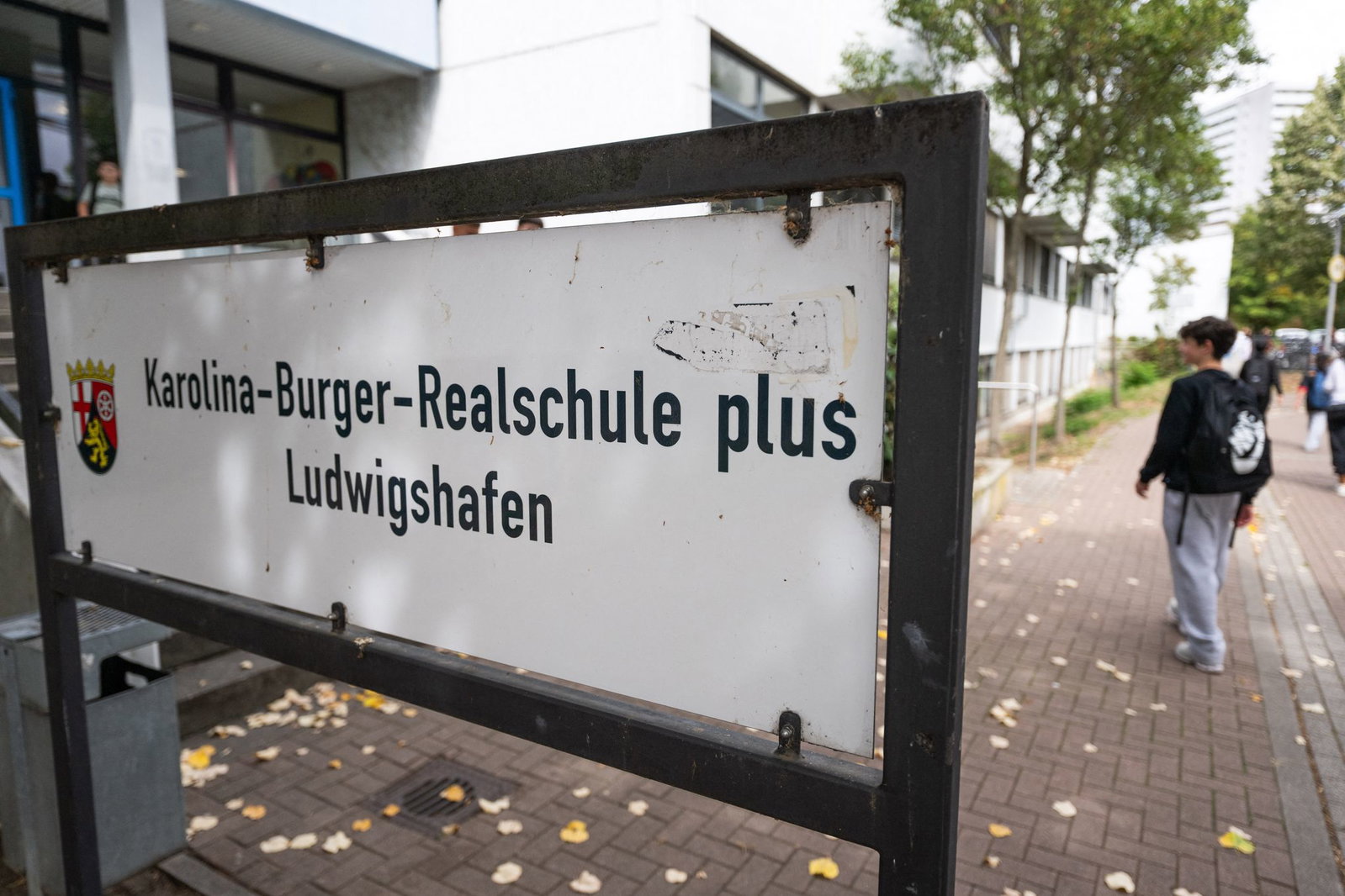 Die Schließung der Brennpunktschule ist keine Option, versichert Bildungsministerin Ute Eiling-Hütig (CDU).