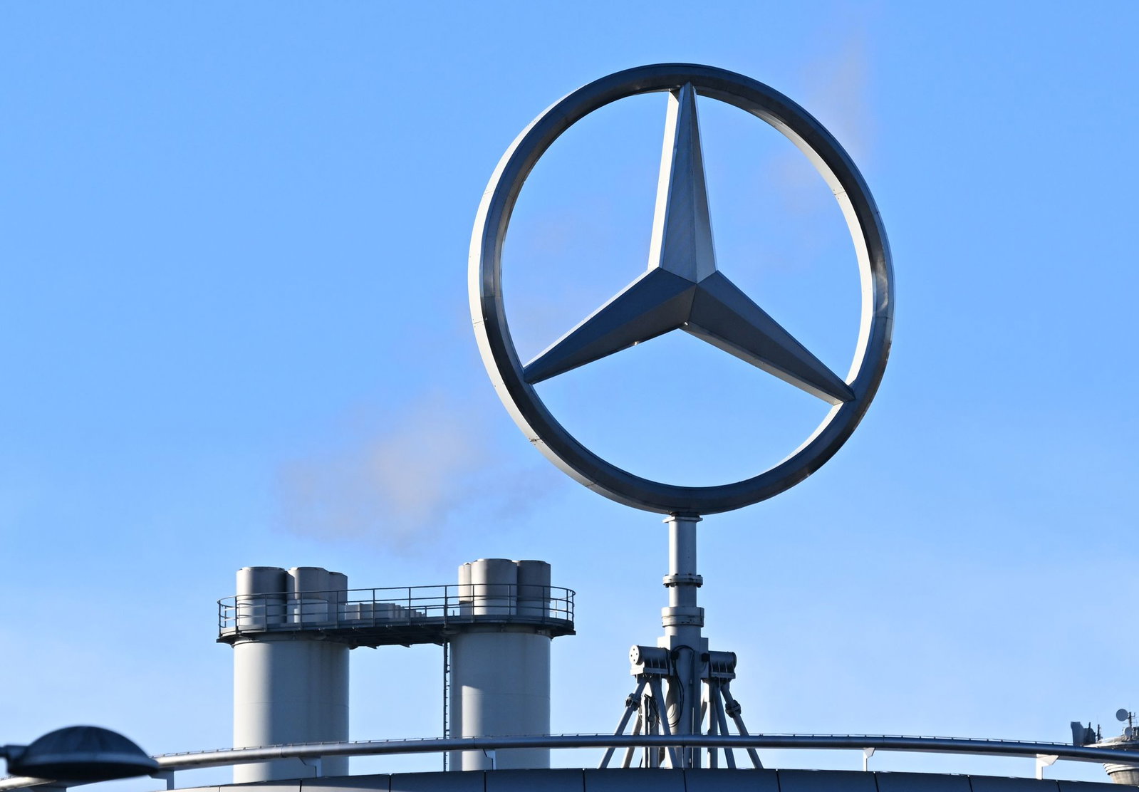 Mercedes-Benz legt Abfindungsprogramm neu auf. (Archivbild)