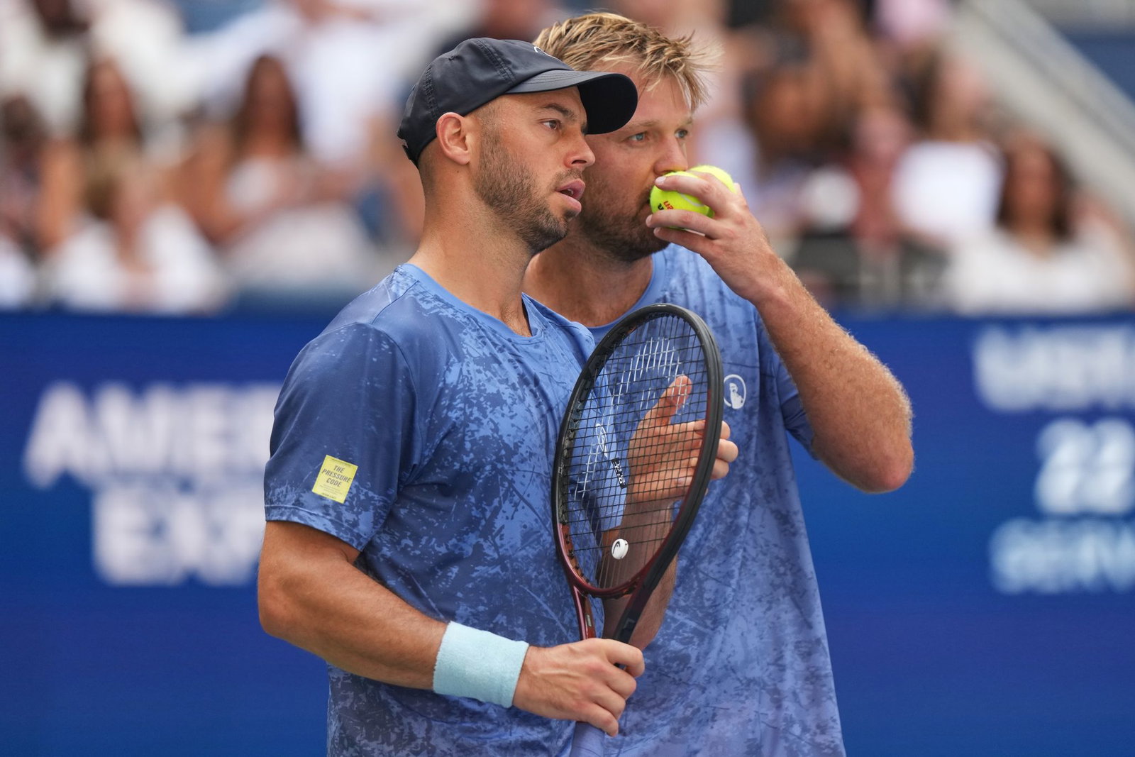 Kevin Krawietz (r) und Tim Pütz verlieren das US-Open-Finale