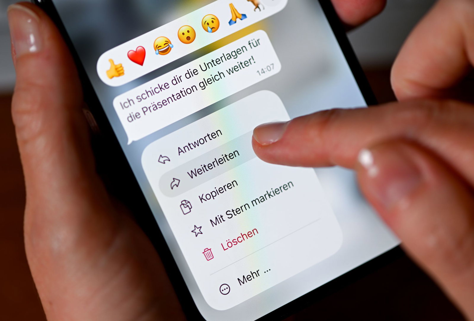 Durfte eine Frau Nachrichten einer Freundin einfach weiterleiten? (Symbolbild)