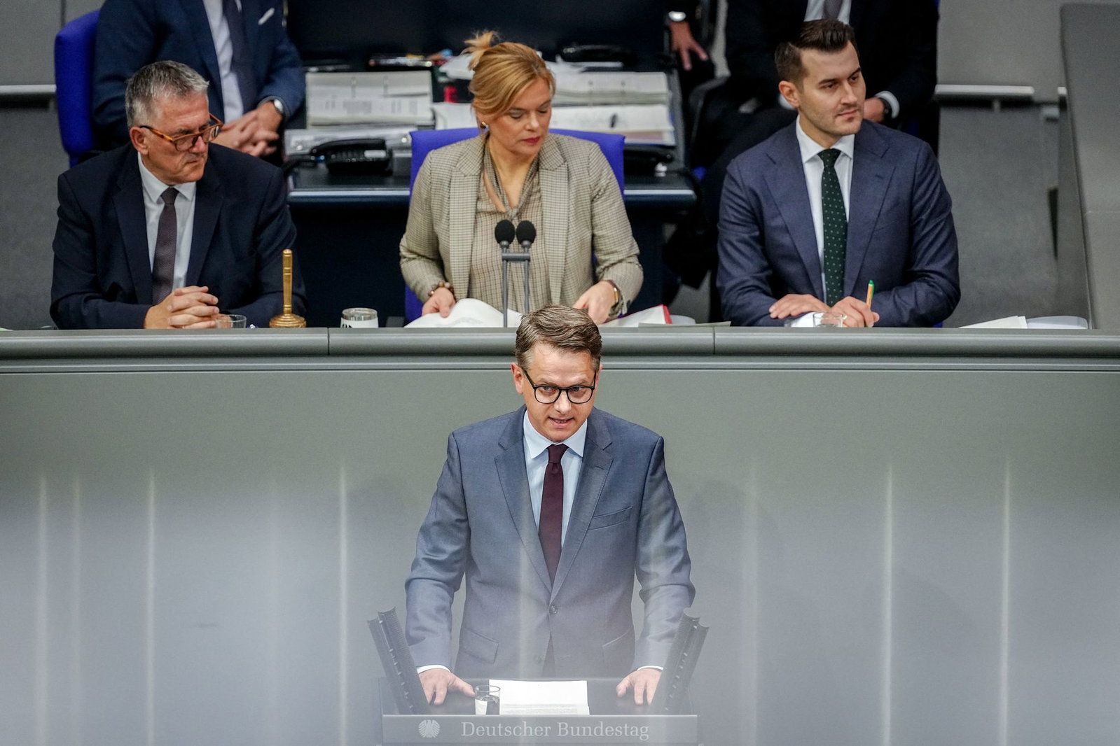 Gesundheitsminister Carsten Linnemann (CDU) dankte auch seinen Vorgängern für die Vorarbeiten zur Notfallreform.
