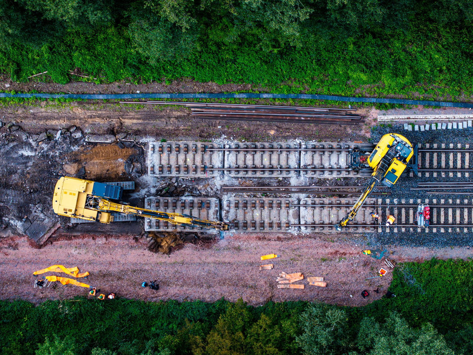 Sanierung von Bahnstrecken zieht sich. (Symbolbild)
