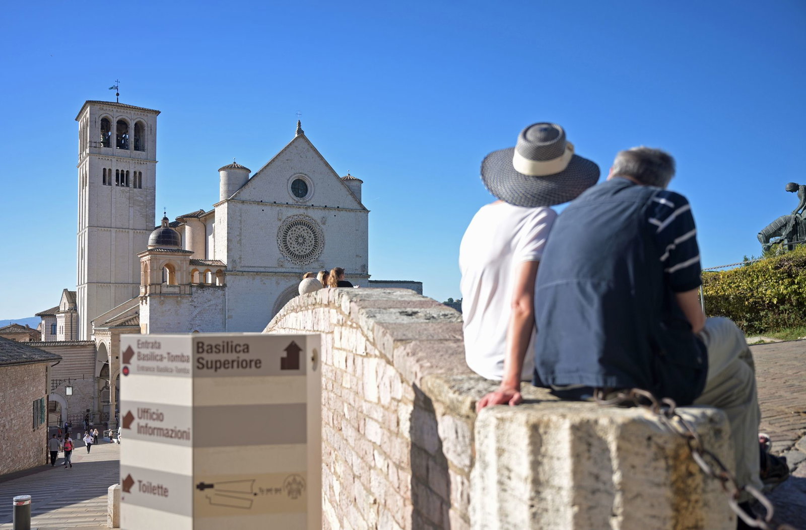 Millionen Besucher kommen jedes Jahr nach Assisi.