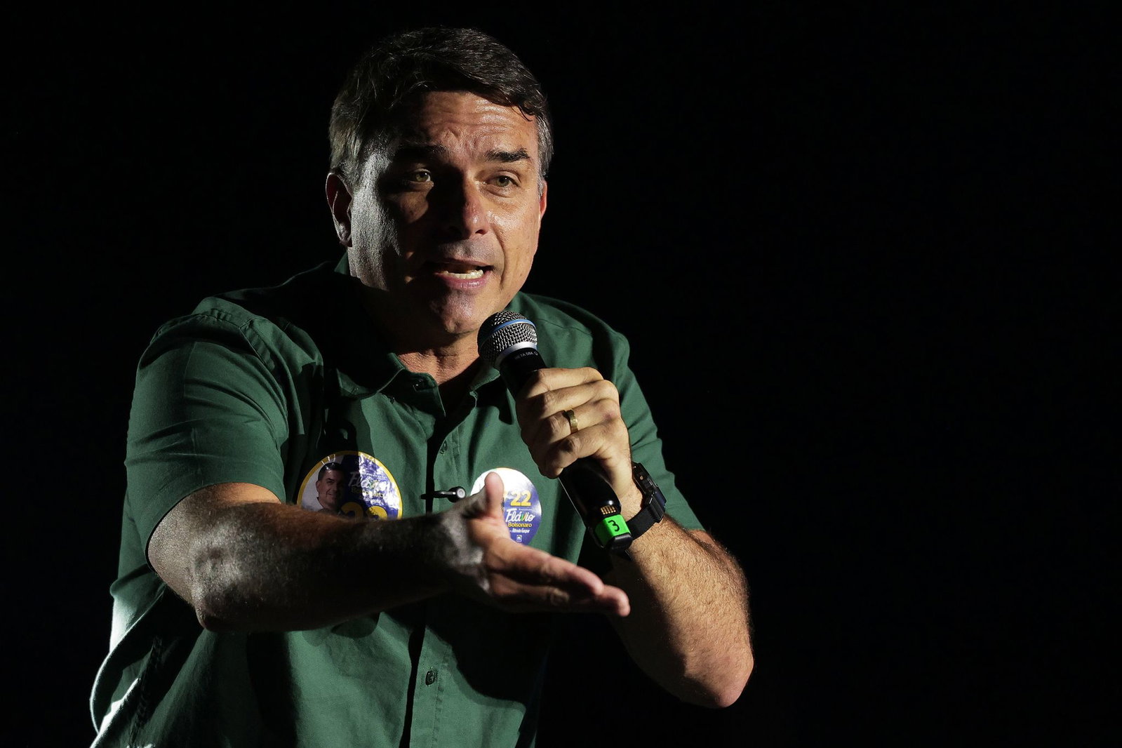 Flávio Bolsonaro will die Stichwahl ums Präsidentenamt annullieren lassen.