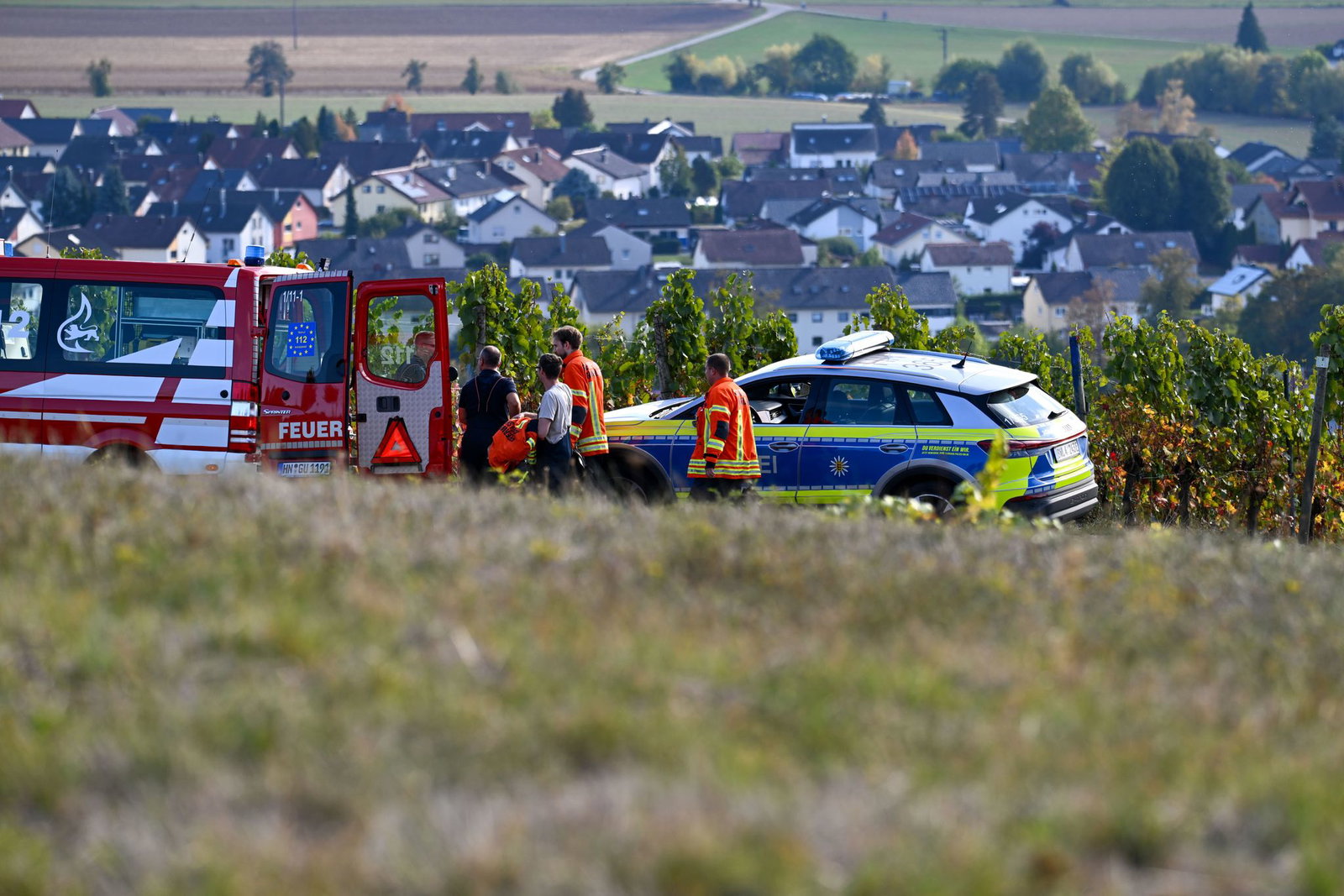 Feuerwehr, Polizei und Rettungsdienst waren mit vielen Kräften im Einsatz.