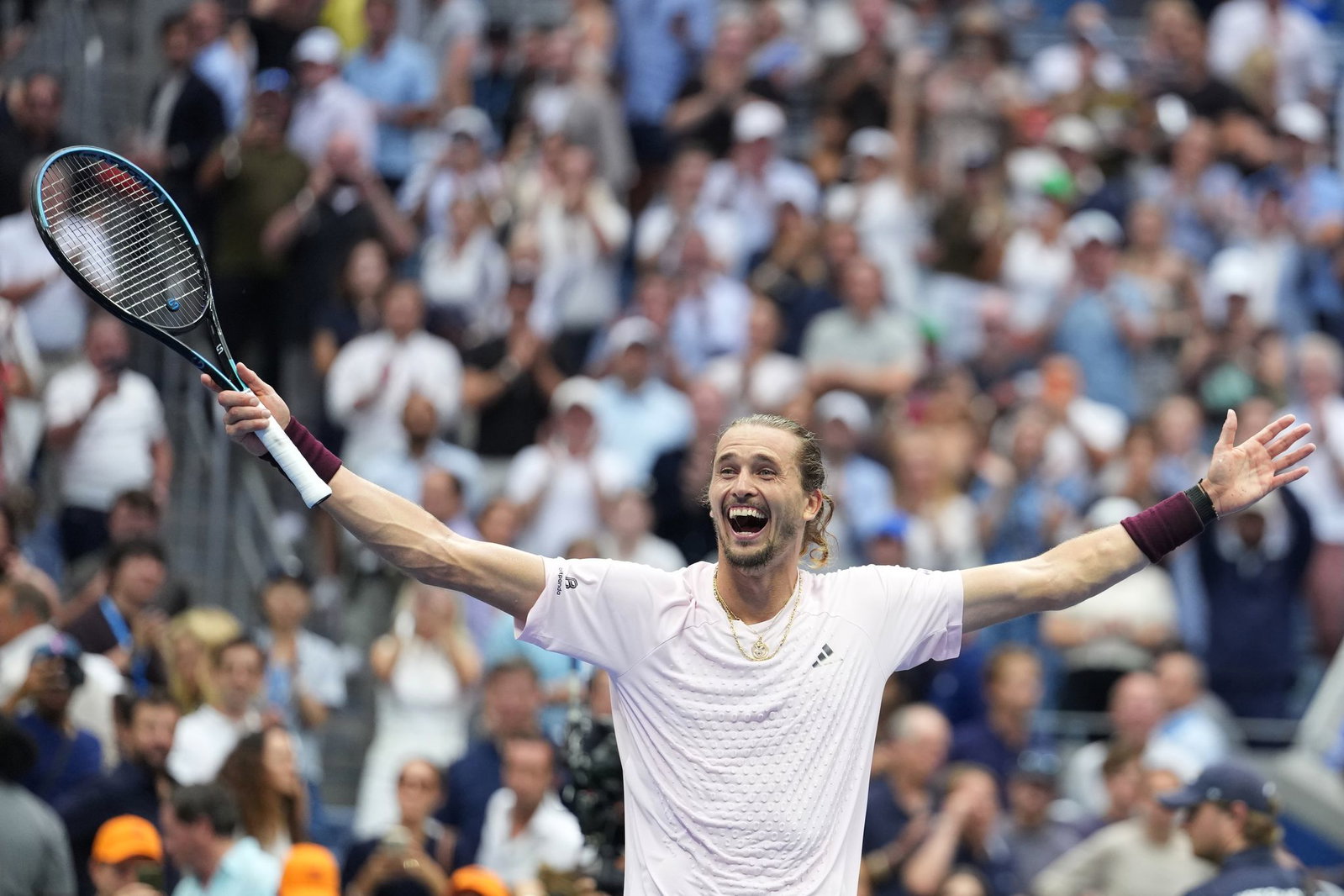Auch durch den Triumph bei den US Open kam Alexander Zverev seinem Ziel von der Nummer eins näher. (Archivbild)