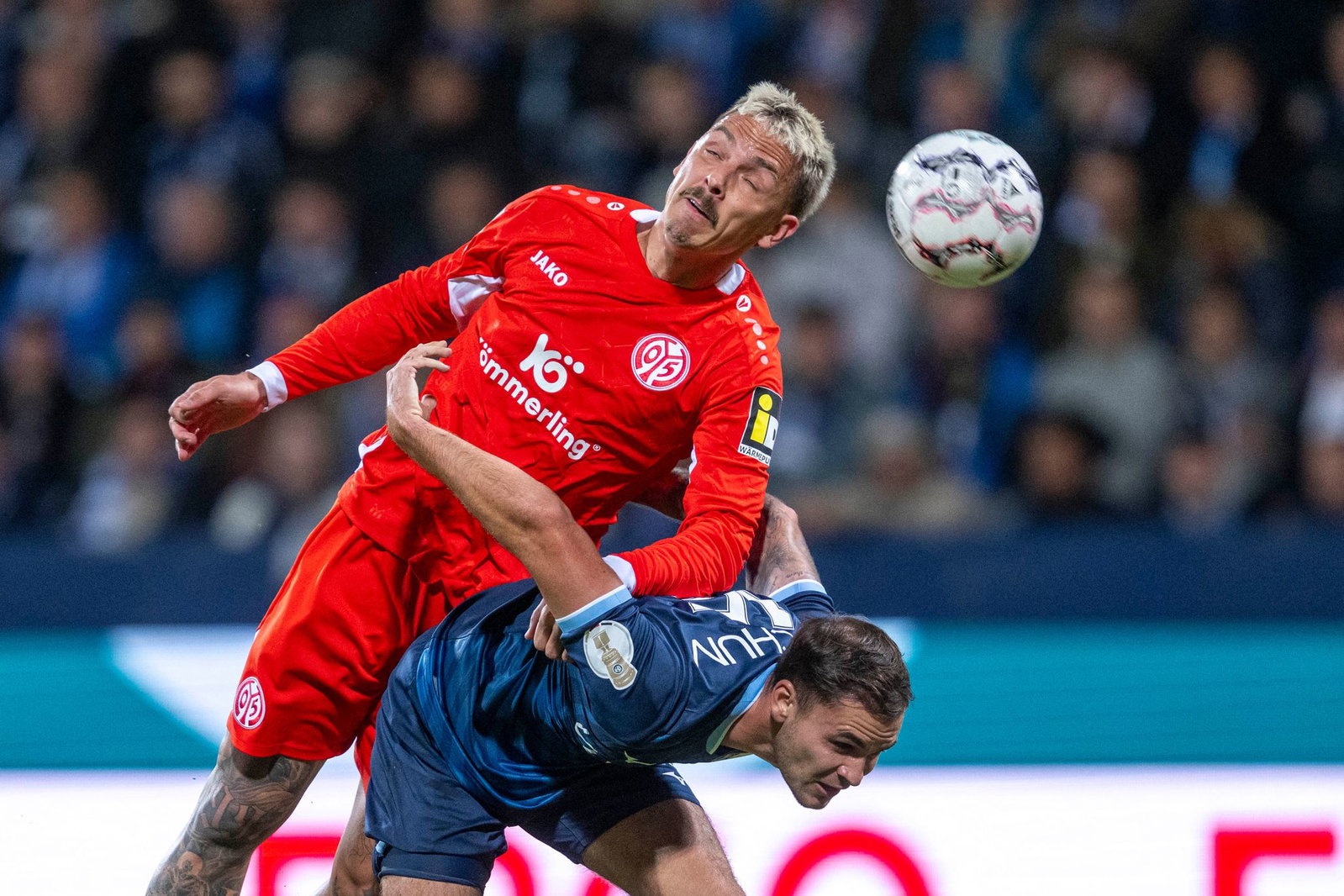 Nur selten konnten Philipp Tietz und seine Mitspieler die entscheidenden Zweikämpfe gewinnen.