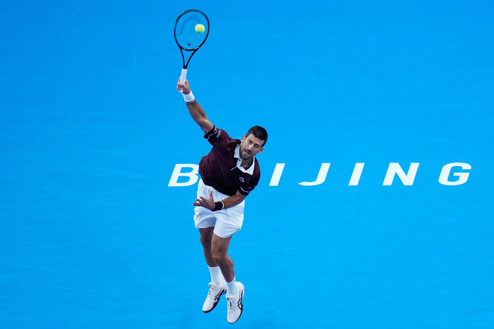 Novak Djokovic gewinnt das Finale in Peking.