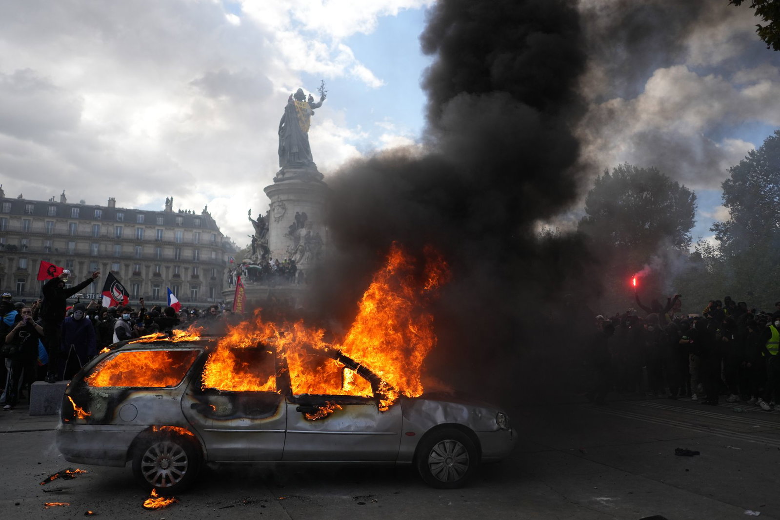 Der frankreichweite Protesttag wurde von schweren Ausschreitungen begleitet.