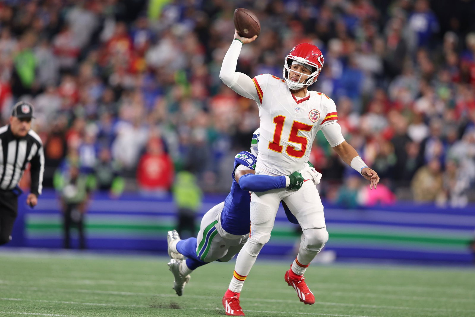 Quarterback-Star Patrick Mahomes hatte gegen Seattle einen schweren Stand.