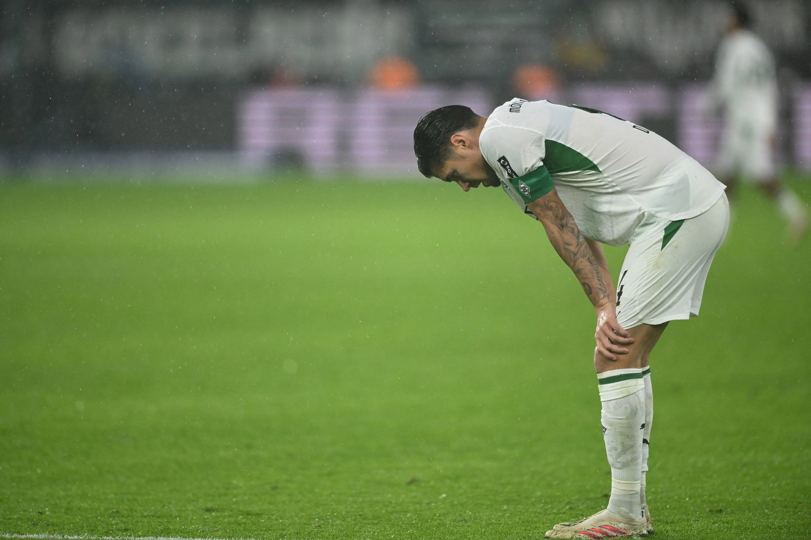 Fehlt Gladbach in Stuttgart aus privaten Gründen: Kevin Diks. (Archivbild) 