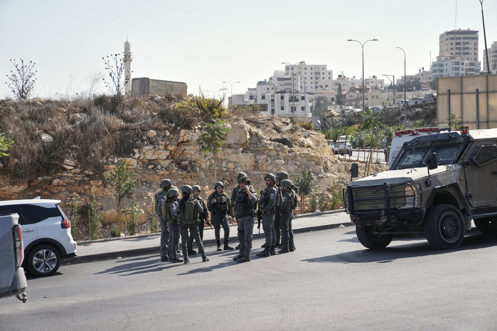 Israel startet nach eigenen Angaben eine Anti-Terror-Operation» im Raum Hebron. 
