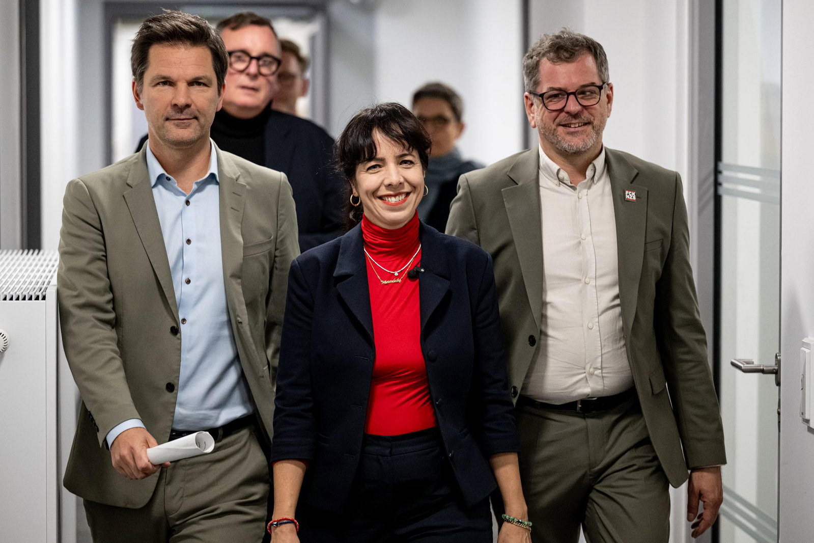 Die Spitzen von Linke, Grünen und SPD haben ihre Sondierungen zur Regierungsbildung erfolgreich abgeschlossen.    