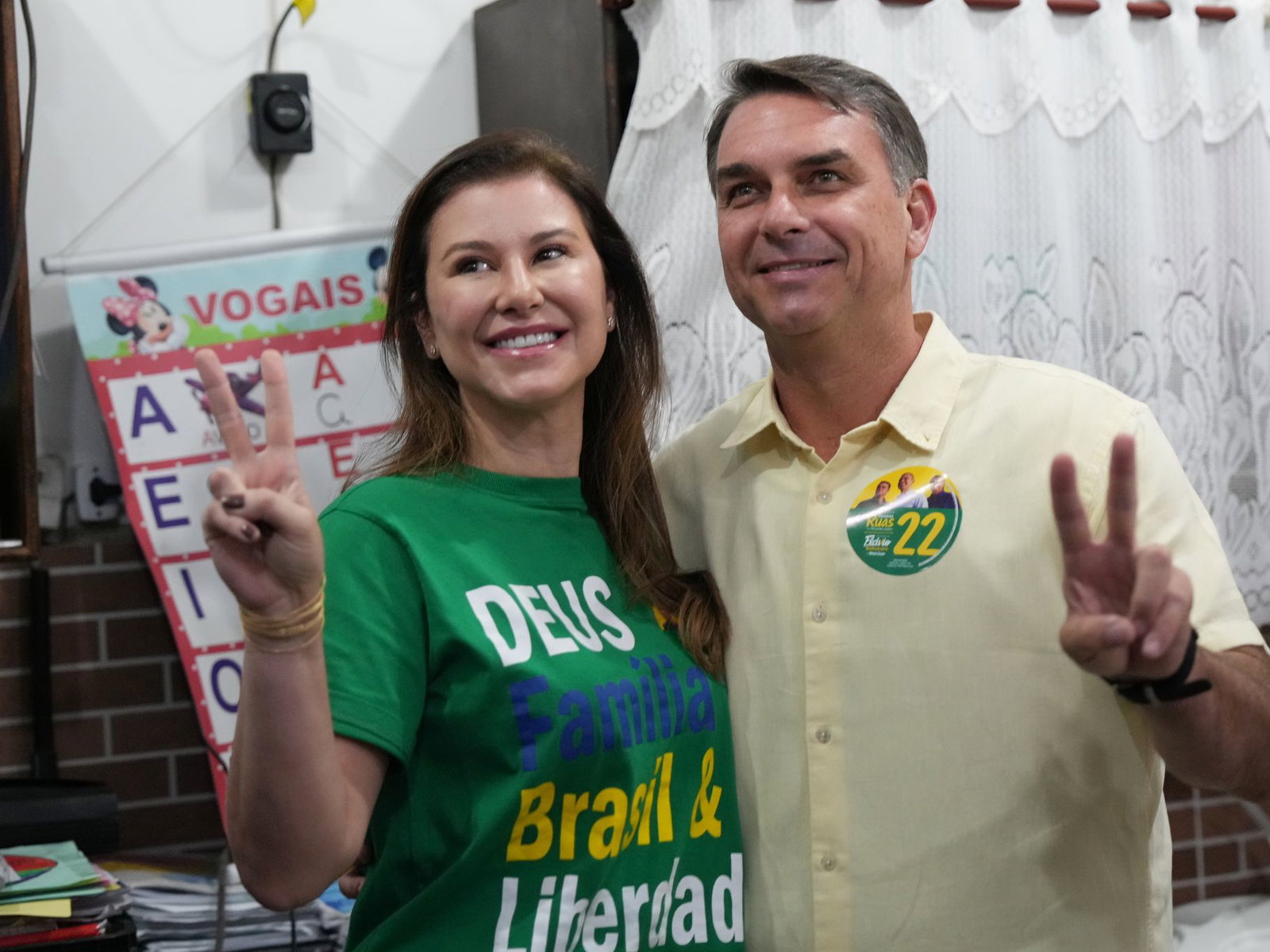 Stichwahl in Brasilien: Lula gegen Bolsonaro-Sohn Flávio | RPR1.