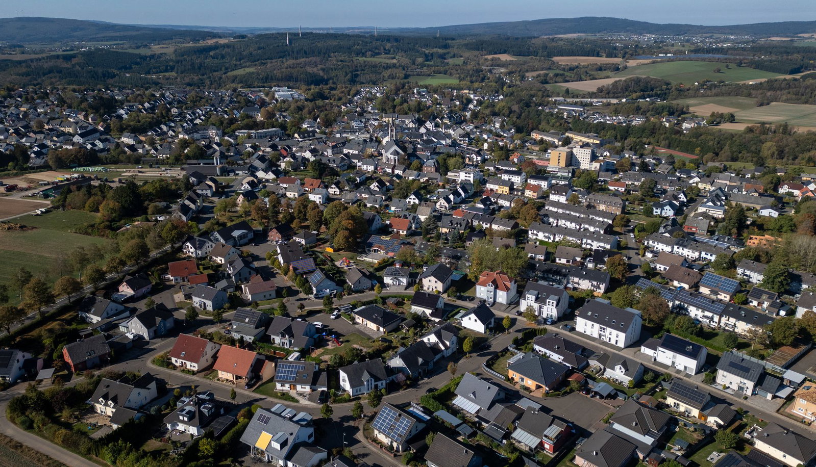 Buchpreis-Gewinnerin Shida Bazyar wurde im Hunsrück-Ort Hermeskeil geboren. Dort wurde mitgefiebert. 