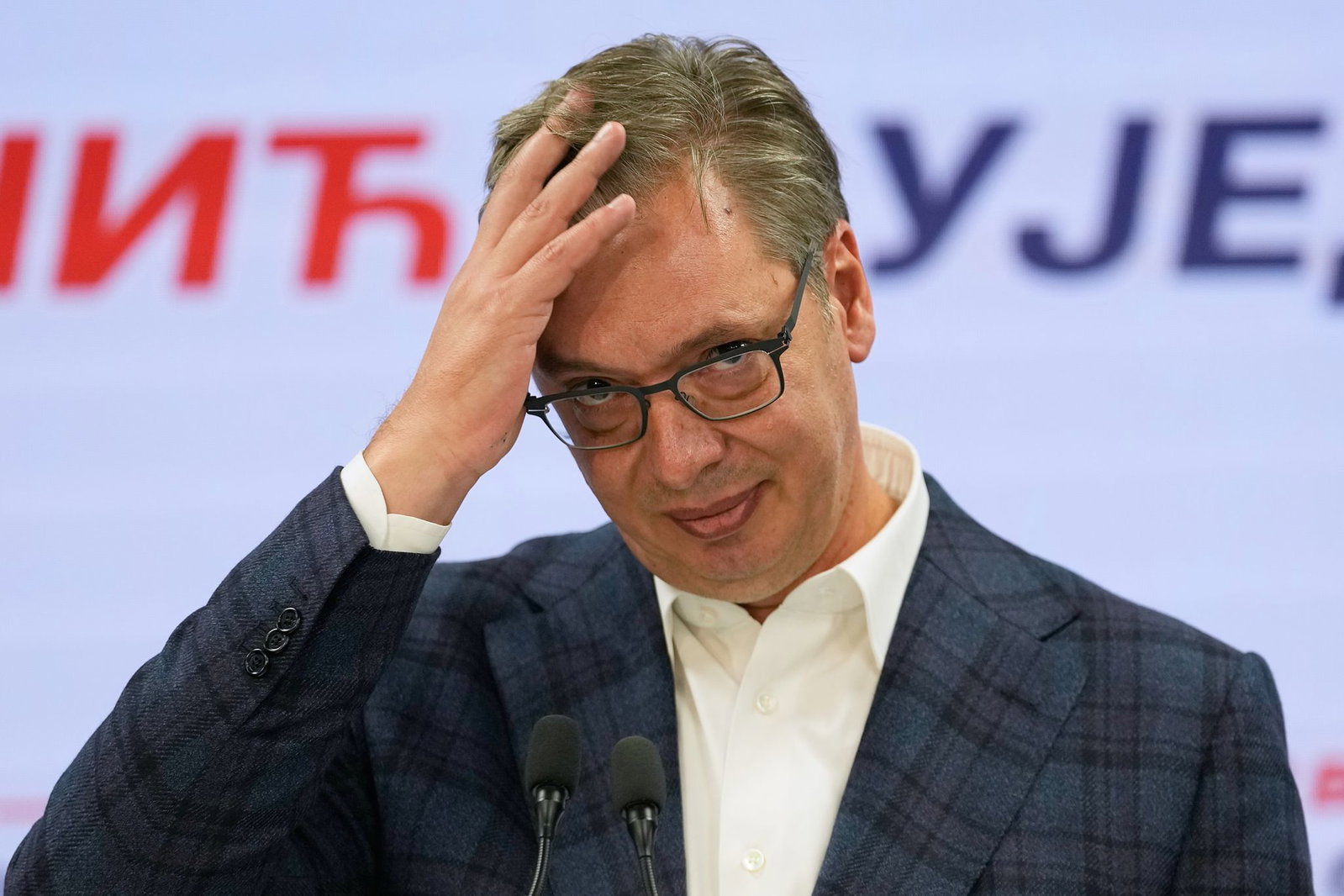 Nach 14 Jahren an der Macht gestand Aleksandar Vucic seine Niederlage ein. 