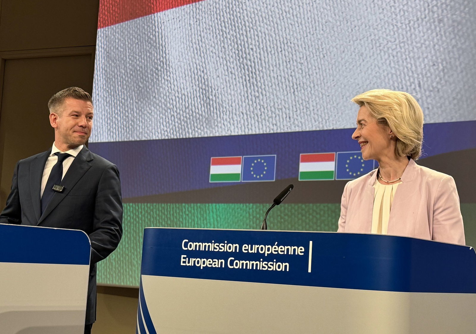 Der ungarische Ministerpräsident Peter Magyar und seine Regierung hoffen auf eine schnelle Freigabe von EU-Mitteln. (Archivbild)