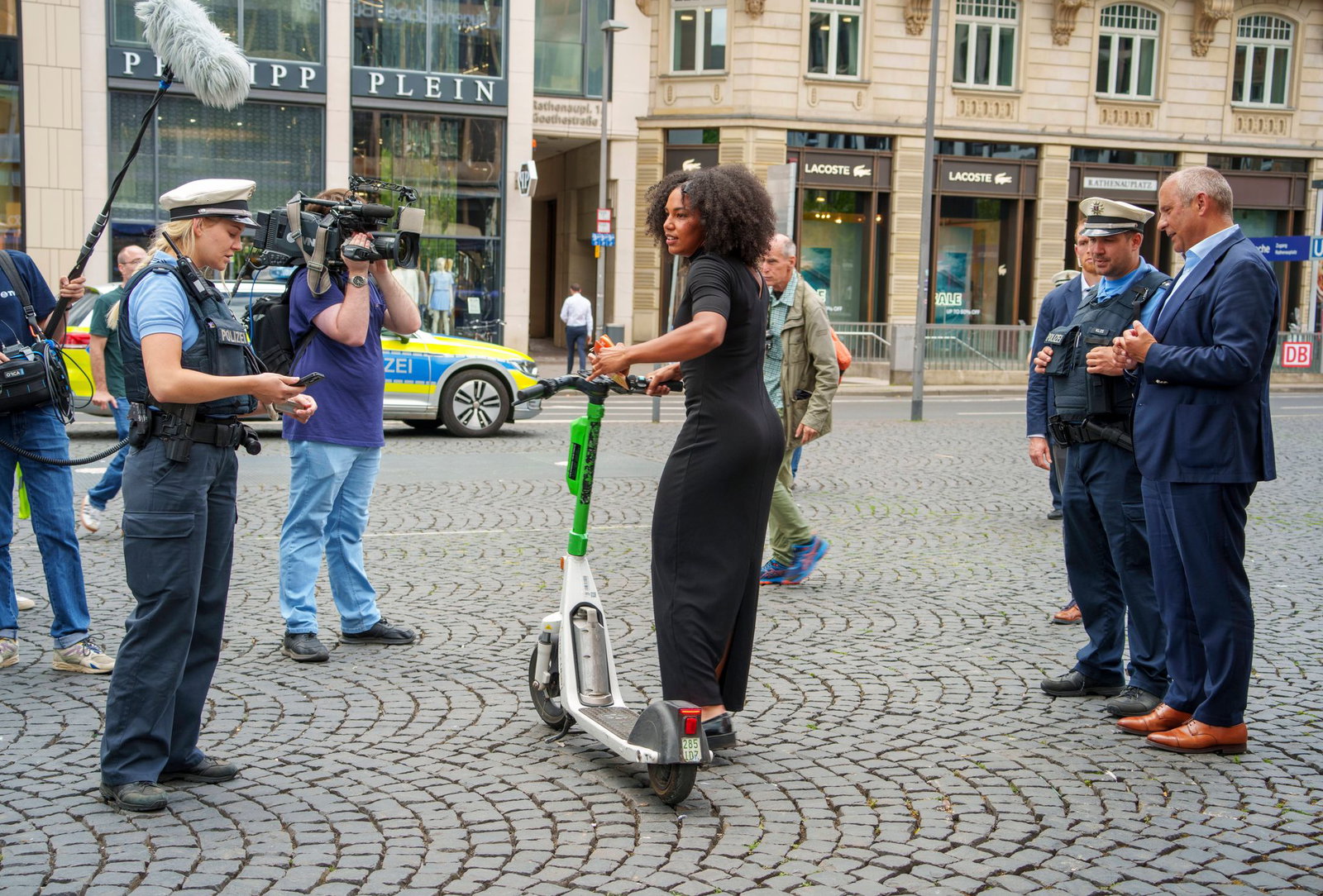 Verkehrsexperten waren vor Gefahren getunter Scooter. (Archivbild)