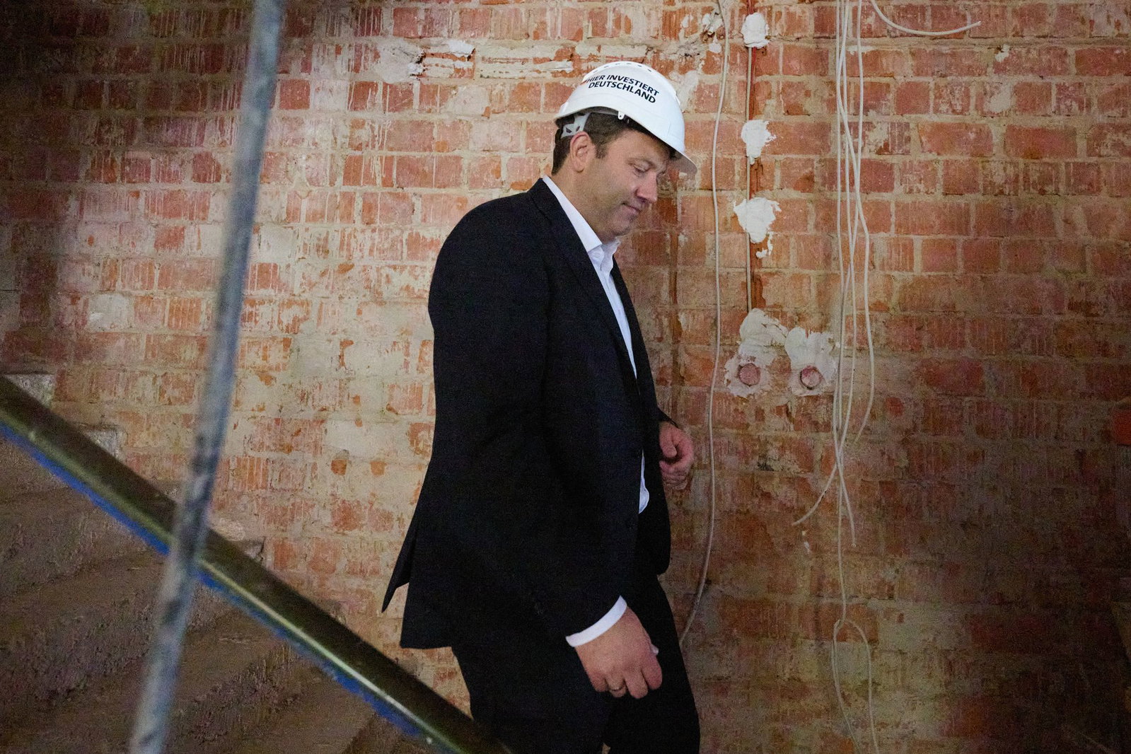 Klingbeil will Werbung machen für die Arbeit der Bundesregierung. (Archivbild)