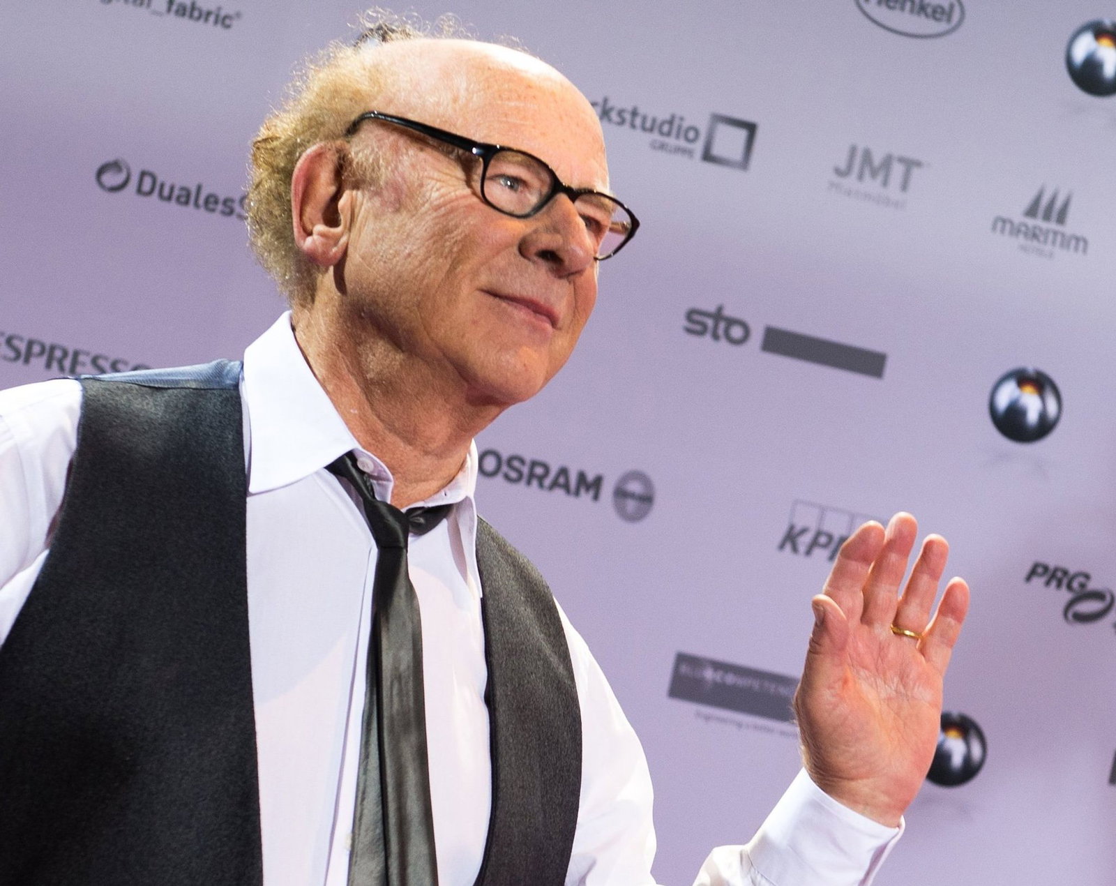 Der Musiker und Sänger Art Garfunkel hat sein einziges Deutschlandkonzert in Hamburg aus gesundheitlichen Gründen abgesagt. (Archivbild)