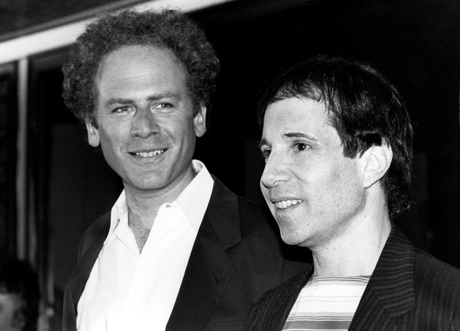 Paul Simon (r) und Art Garfunkel wurden als das Duo Simon & Garfunkel weltberühmt. (Archivbild)