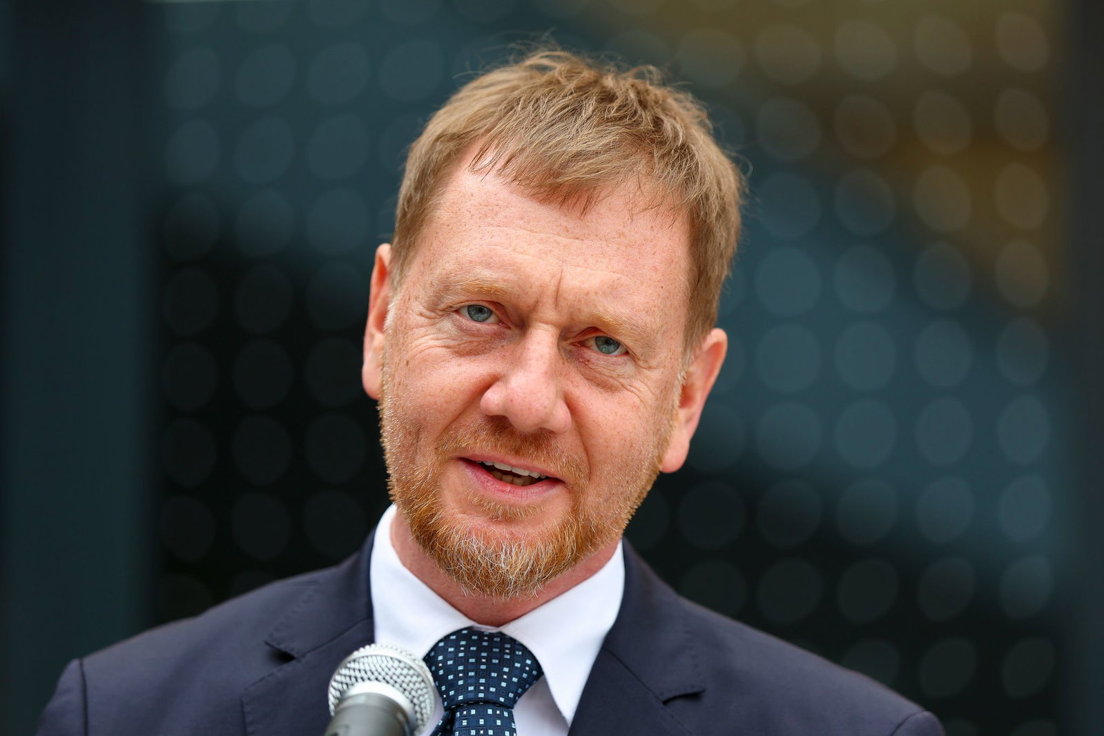 Sachsens Ministerpräsident Michael Kretschmer hofft auf schnelle Ergebnisse. (Archivbild)