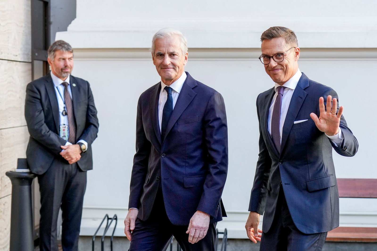 Alexander Stubb (r) und Jonas Gahr Støre haben mit dem russischen Präsidenten Wladimir Putin telefoniert. (Archivbild)