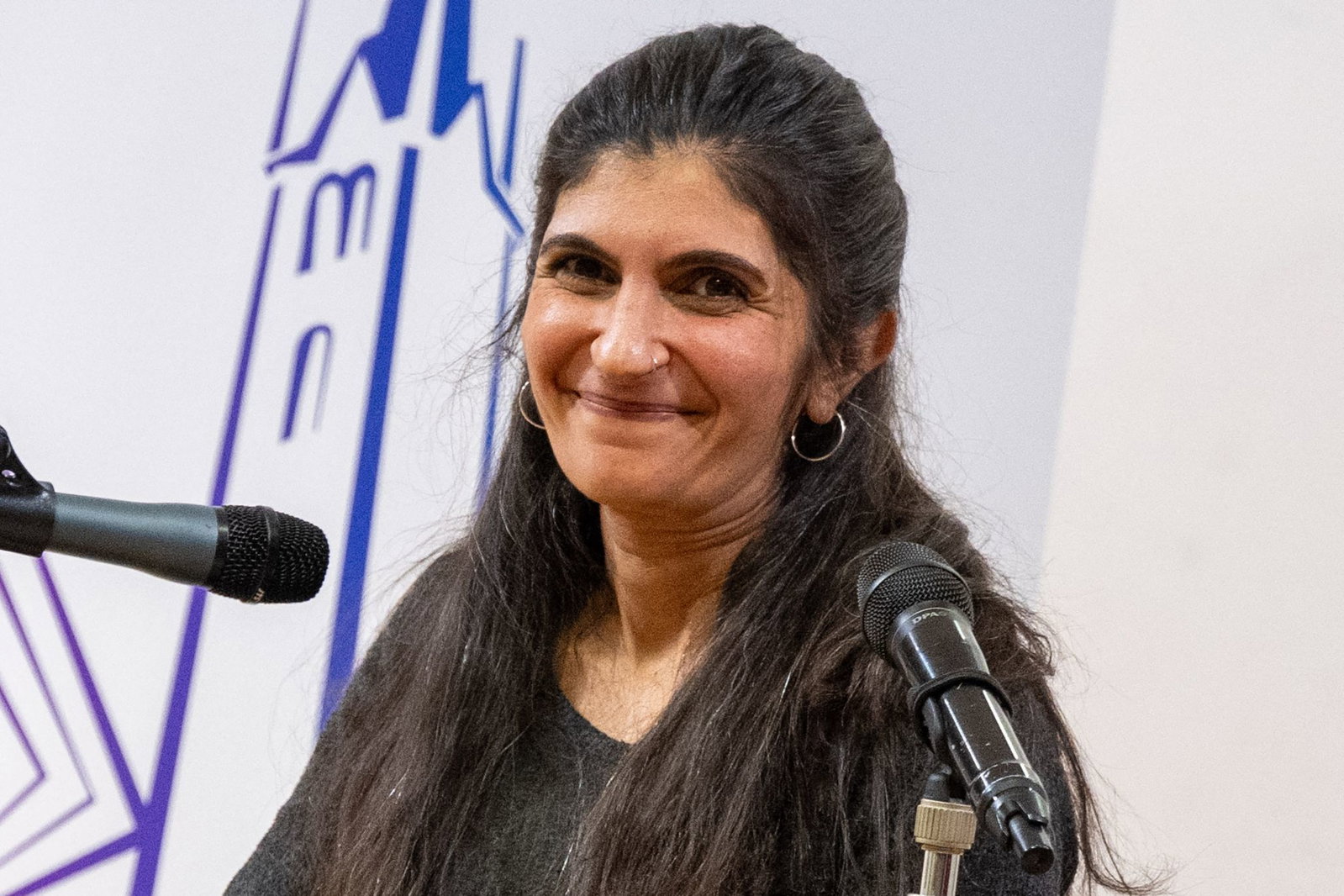 Buchpreisträgerin Shida Bazyar kam zu ihrer ersten Lesung nach der Auszeichnung in ihre Geburtsstadt.